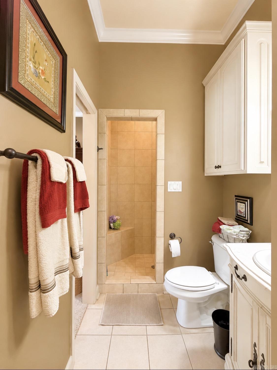 CROSBY VALLEY ESTATES - Residential