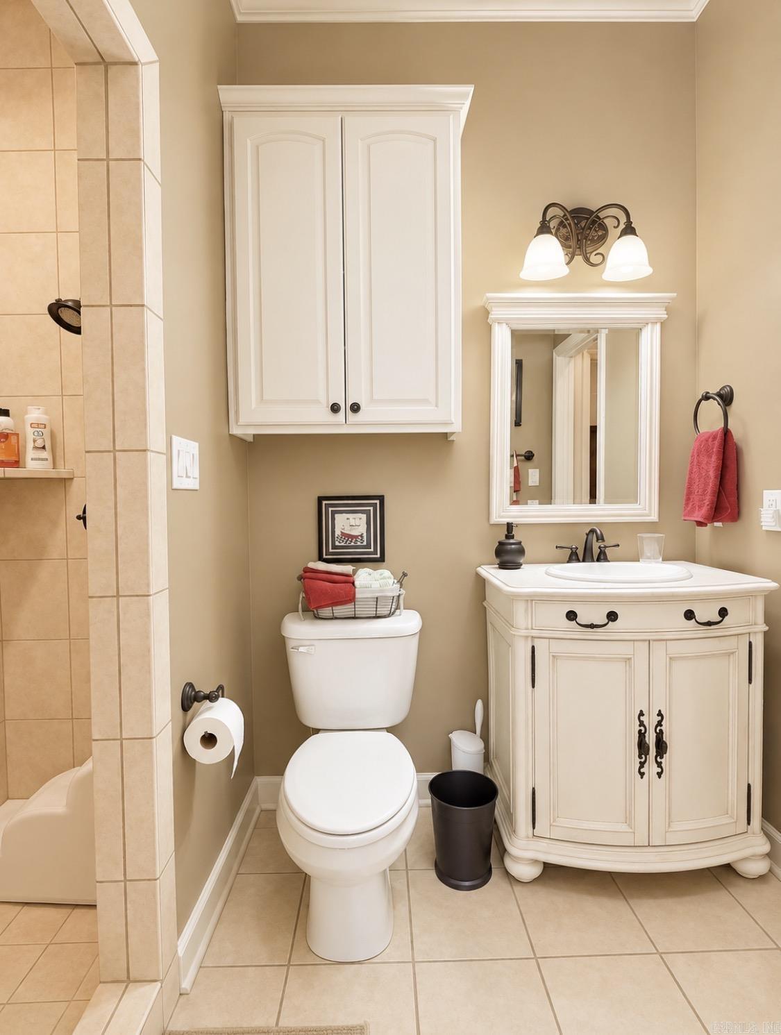 CROSBY VALLEY ESTATES - Residential