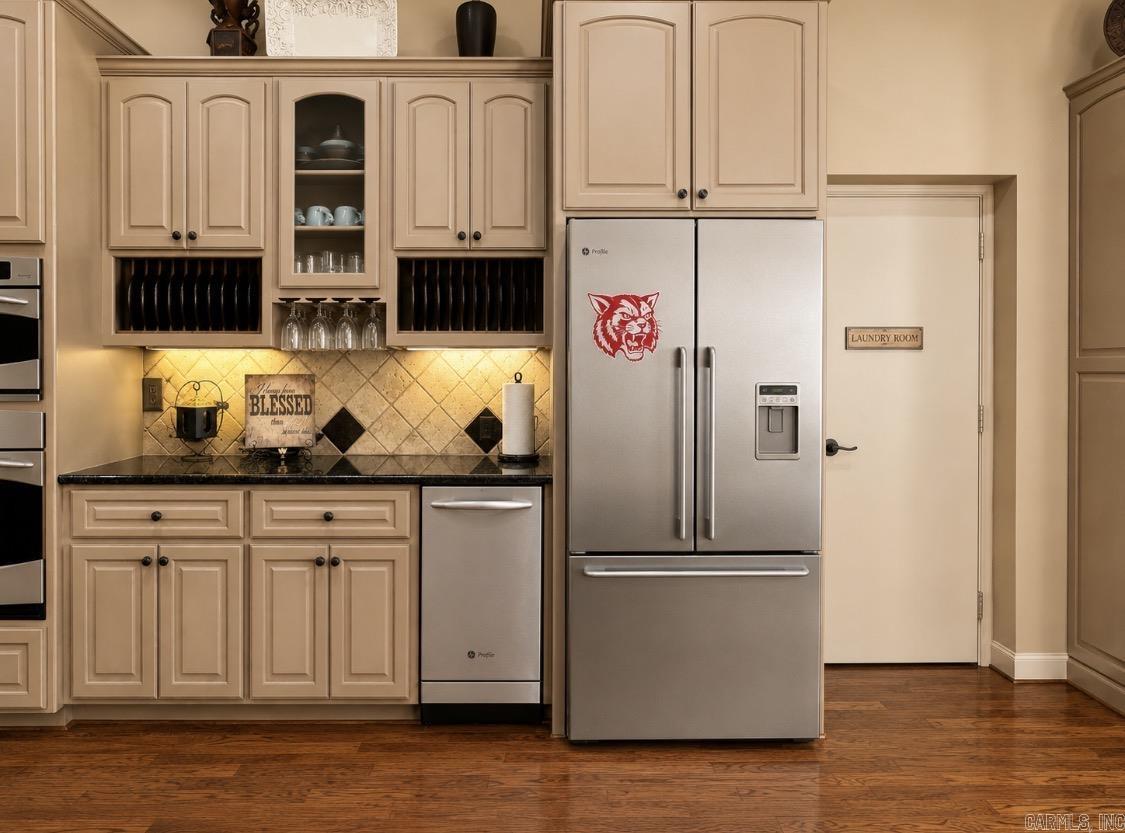 CROSBY VALLEY ESTATES - Residential