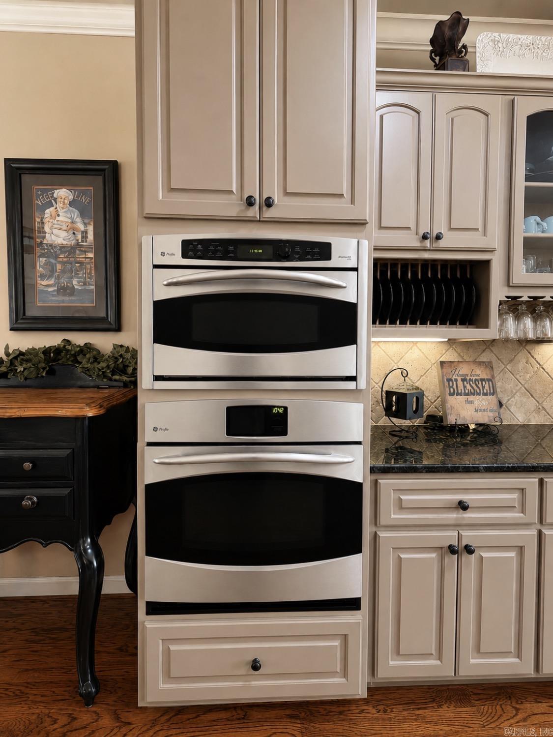 CROSBY VALLEY ESTATES - Residential