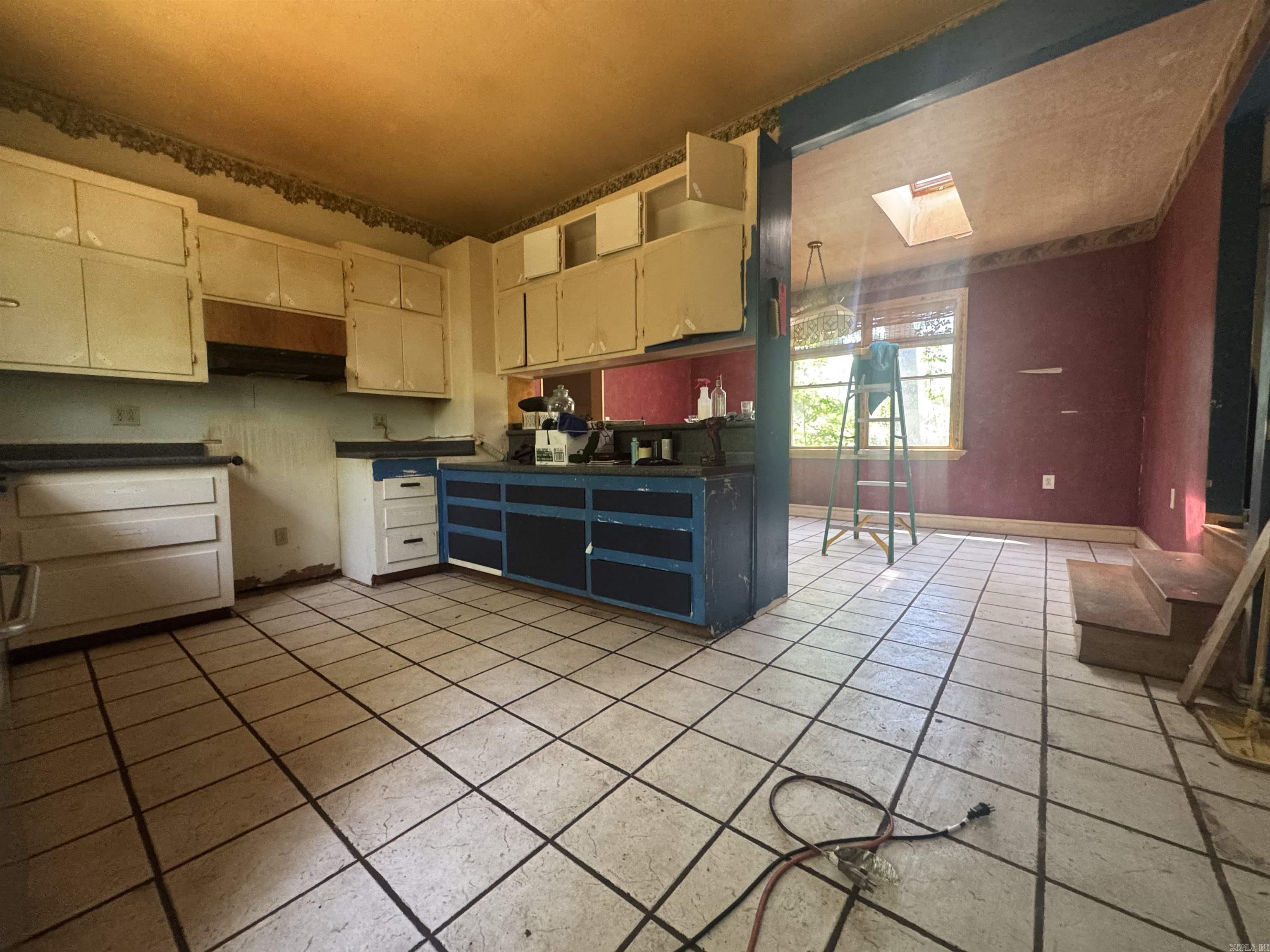 COMSTOCK - Residential