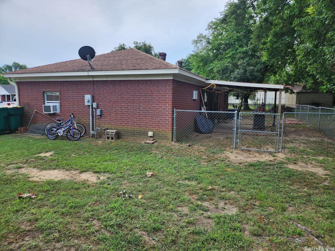 OAK MEADOWS ACRES - Residential