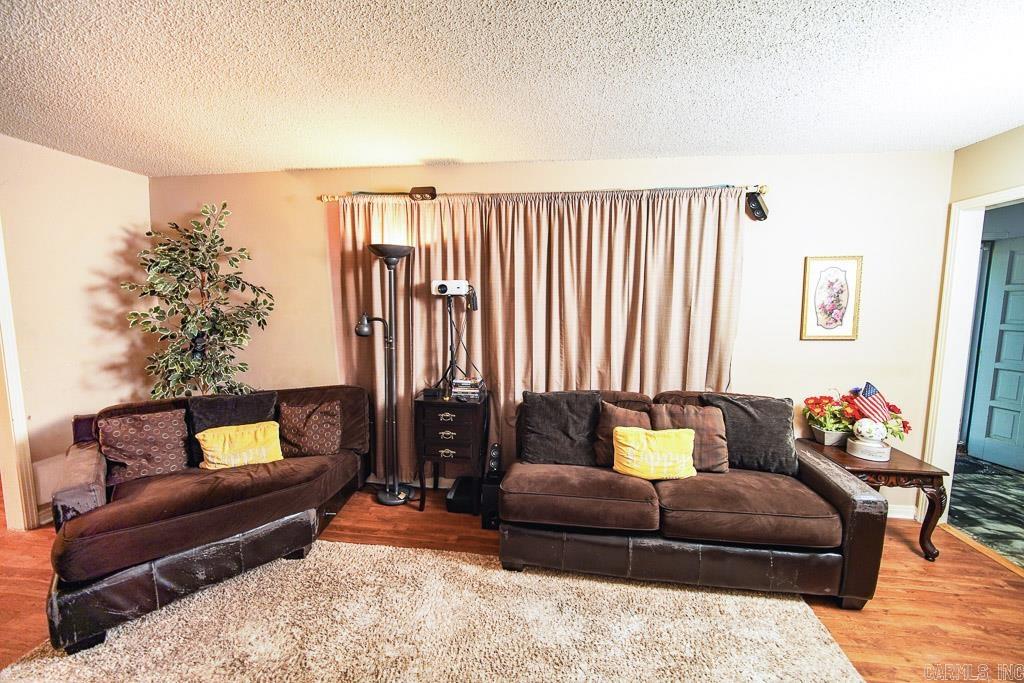 FOXWOOD J - Residential