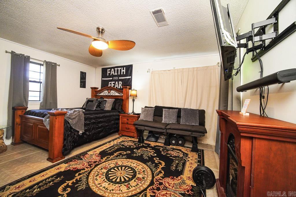 FOXWOOD J - Residential