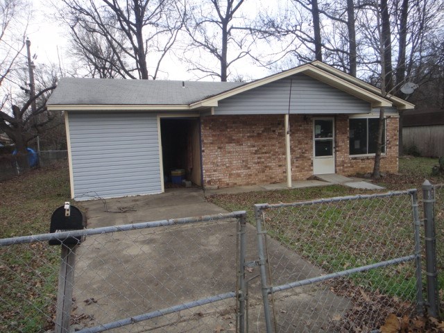 BRIARFIELD - Residential