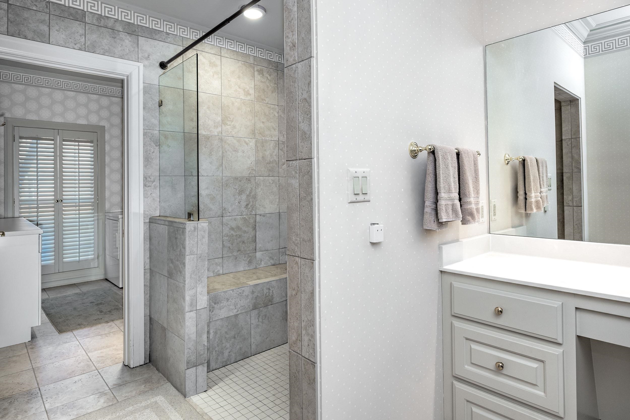 COUNTRYWOOD HPR - Residential