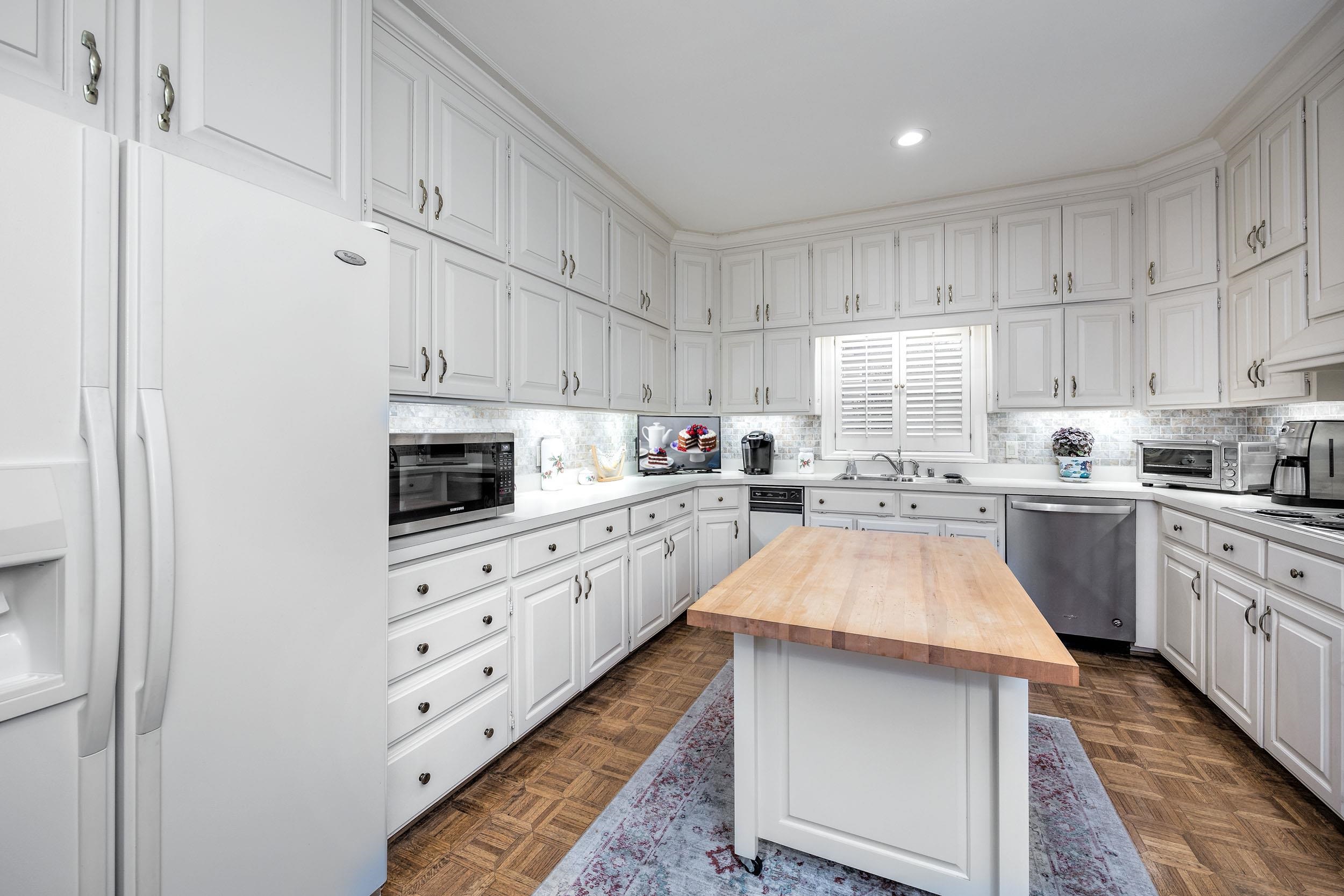 COUNTRYWOOD HPR - Residential
