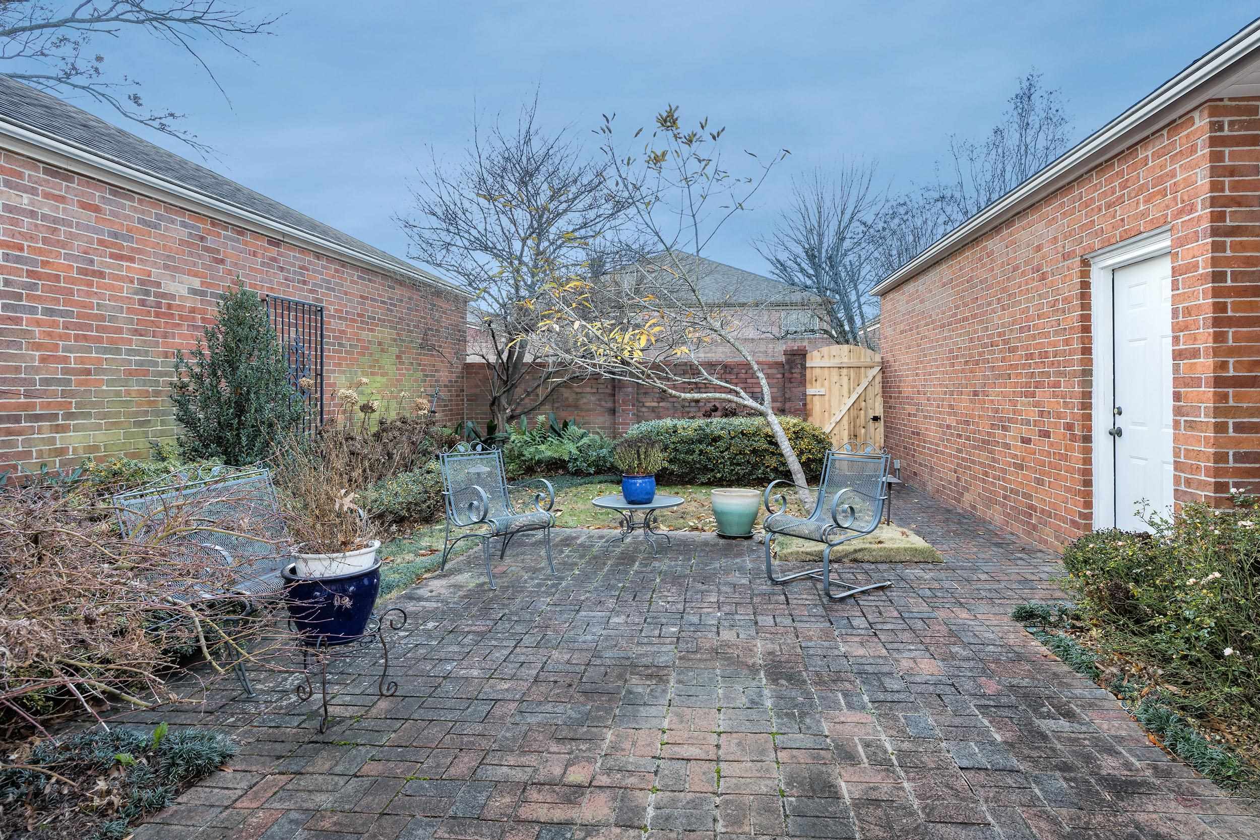 COUNTRYWOOD HPR - Residential