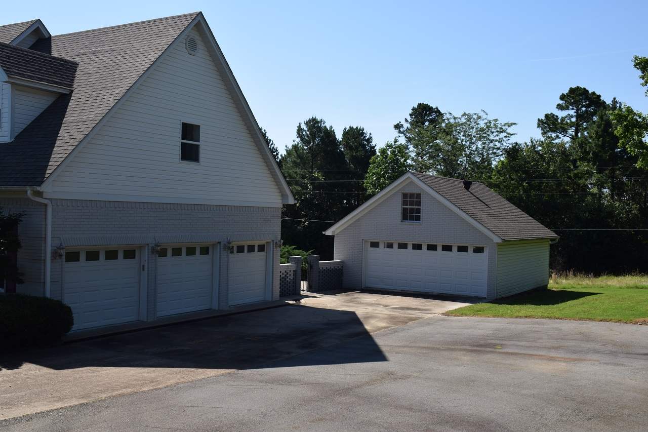 Club West Estates - Residential