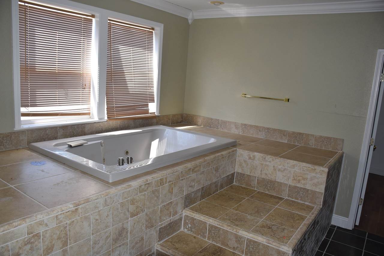 Club West Estates - Residential