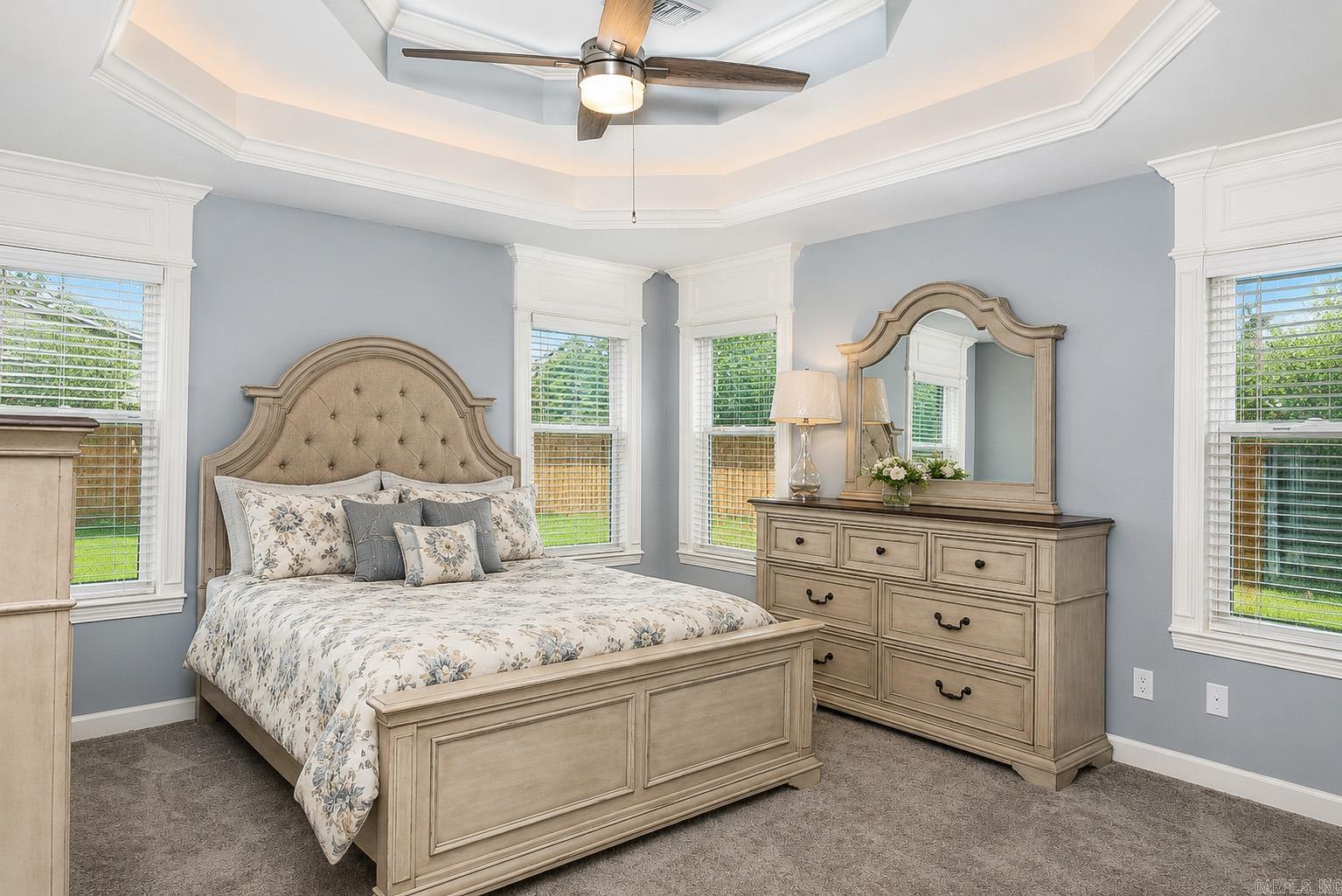 DANIELS OAKS - Residential