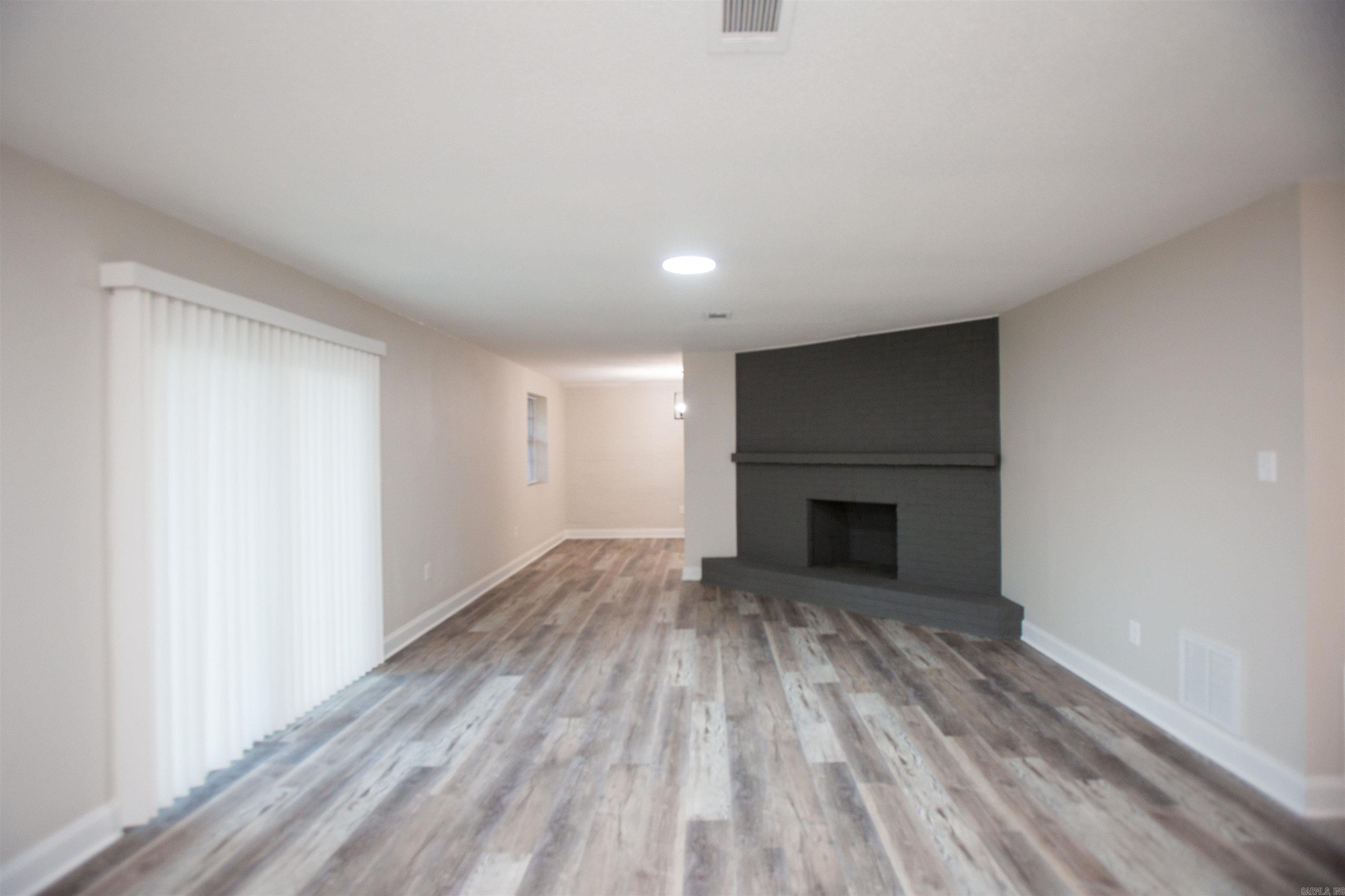 CAMELOT ESTATES - Residential