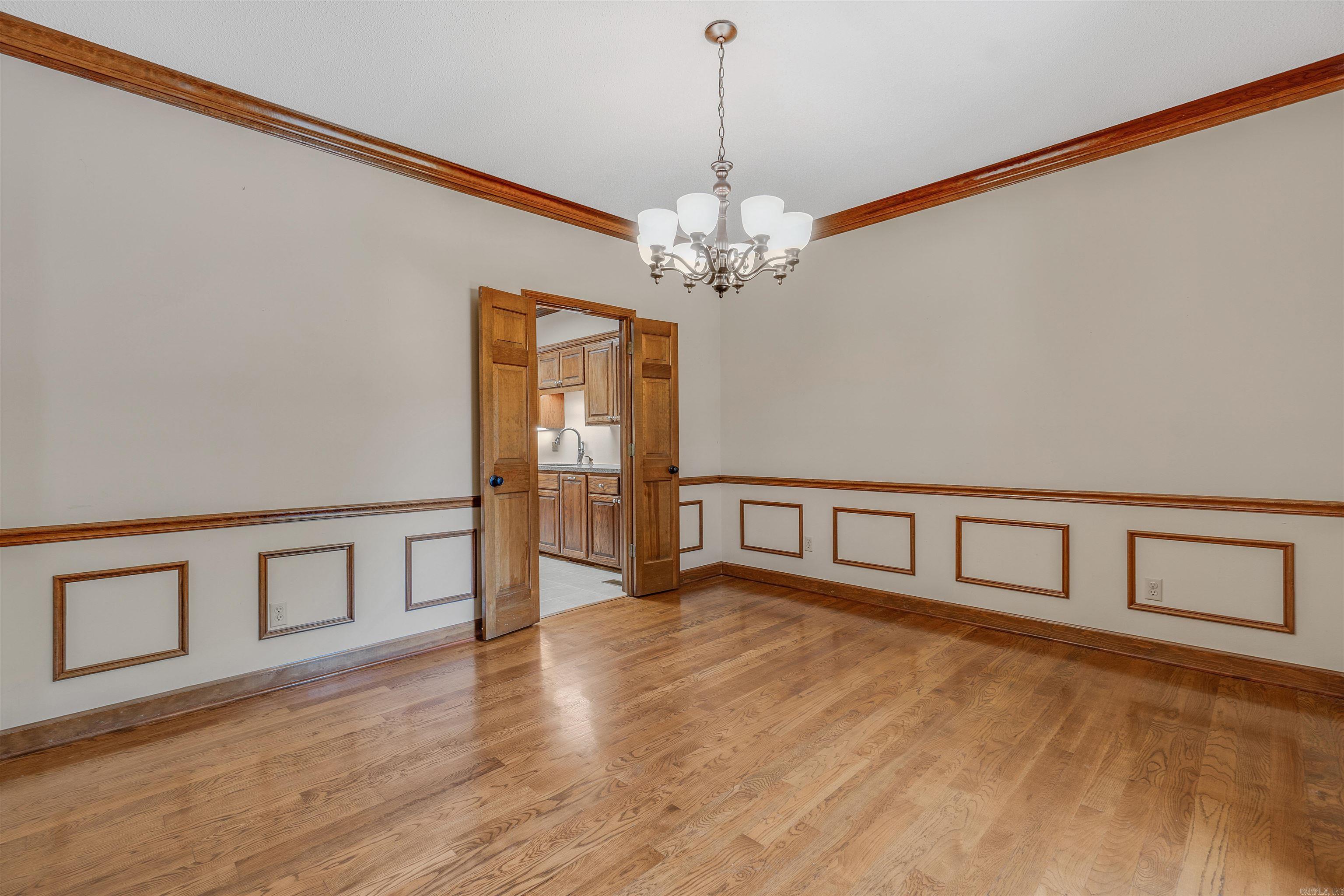 Longlea Manor - Residential