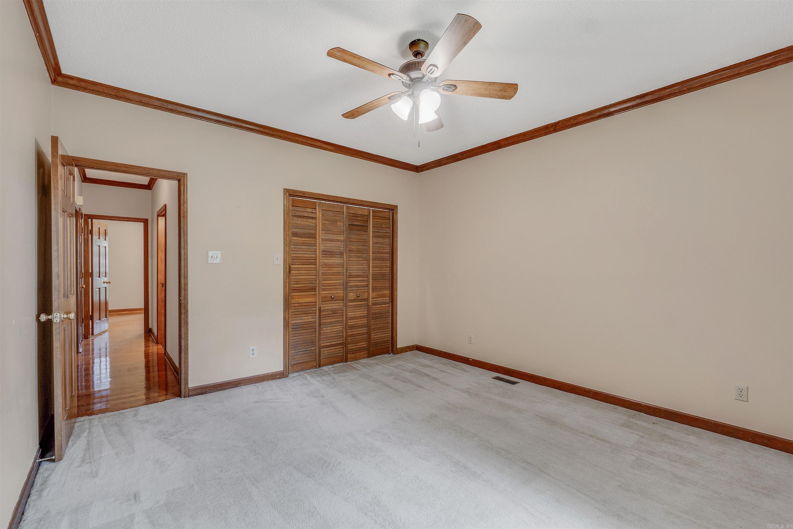 Longlea Manor - Residential