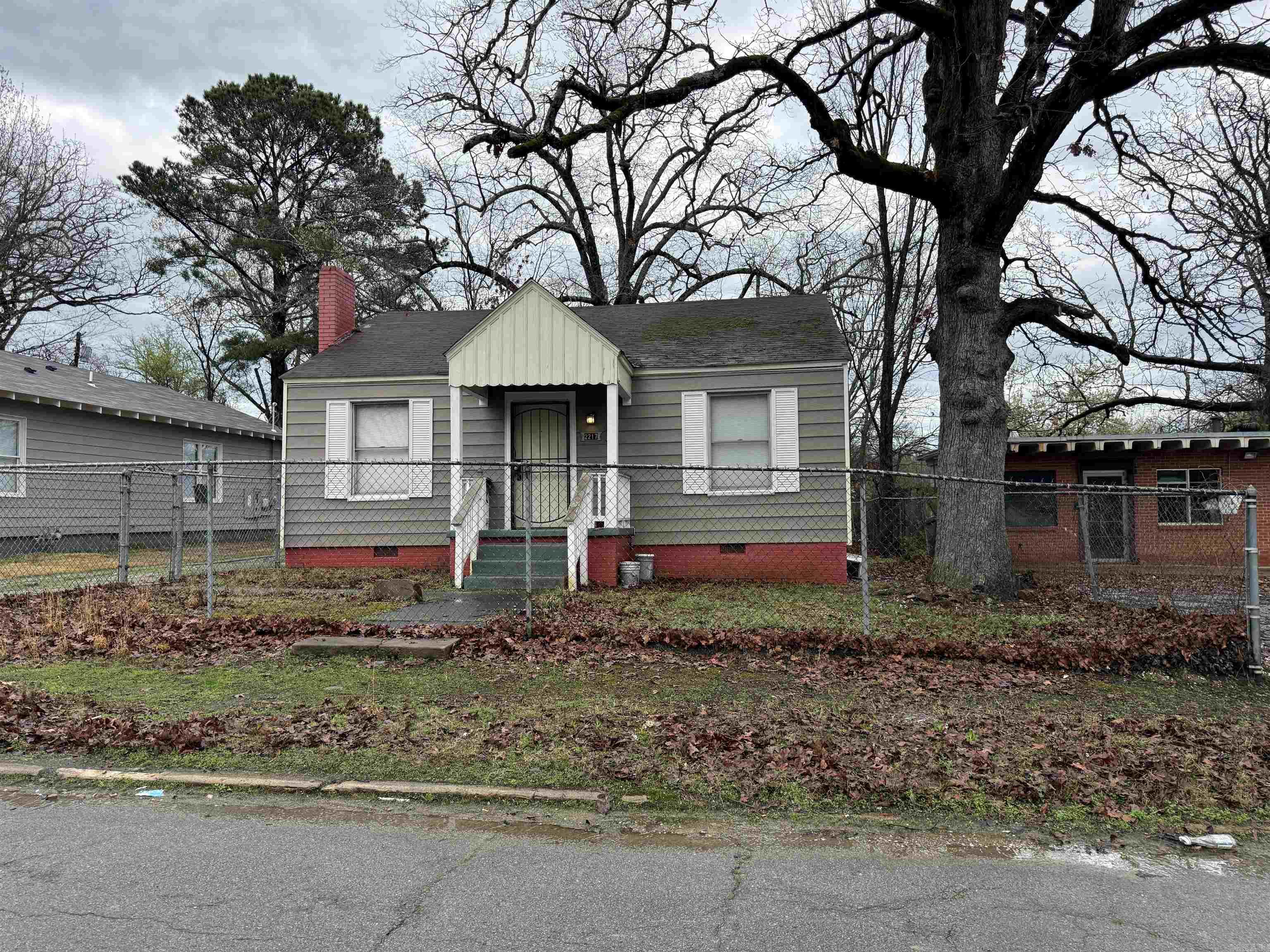 WAYMANS - Residential