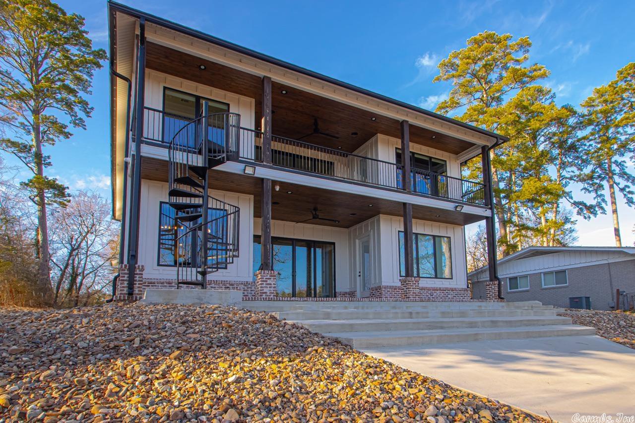 PINE VALLEY - Residential