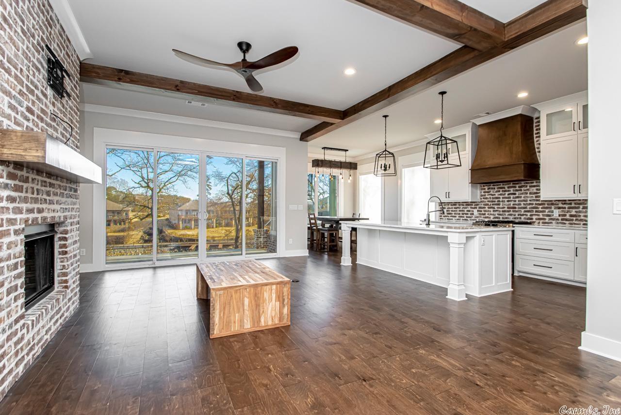PINE VALLEY - Residential