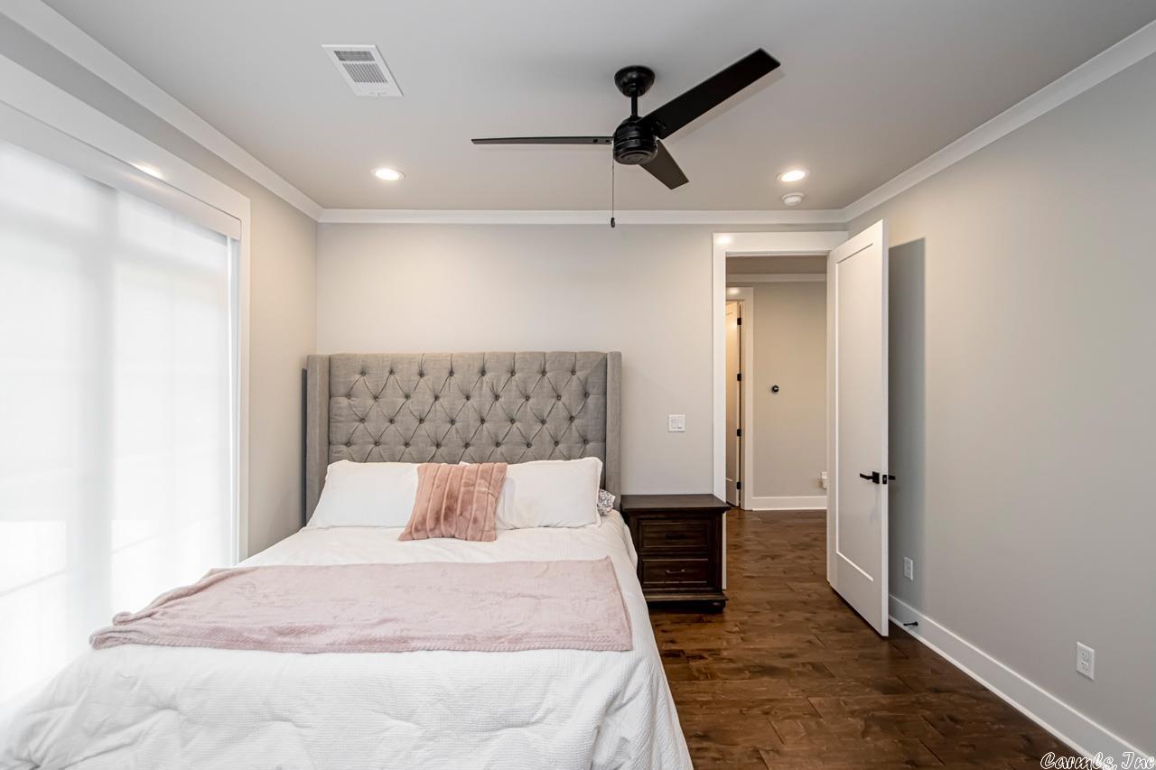 PINE VALLEY - Residential