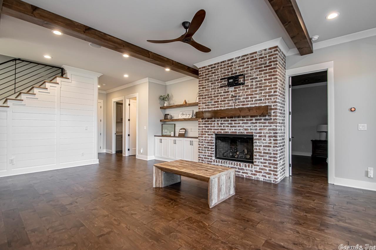 PINE VALLEY - Residential