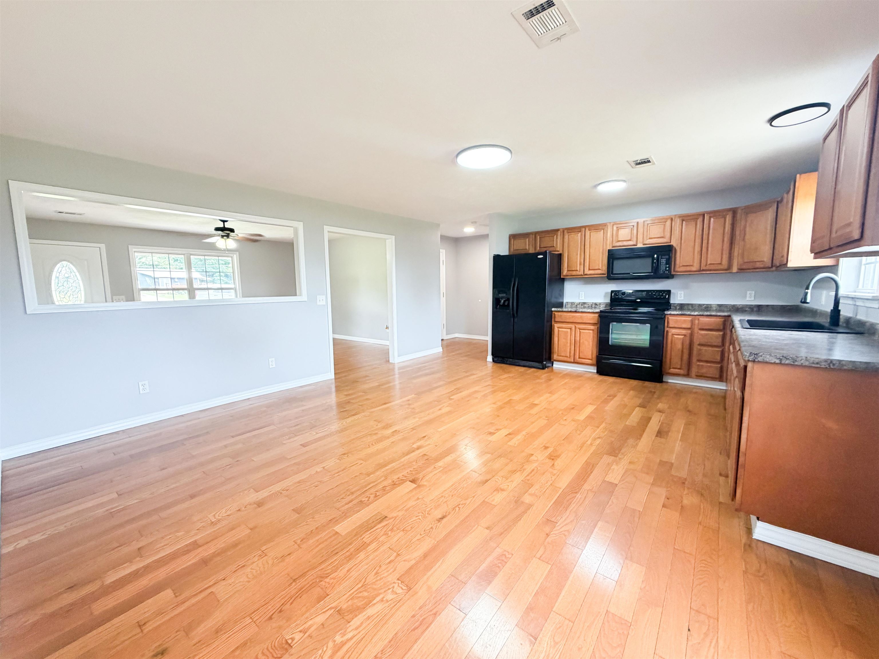 WINDSONG ACRES - Residential