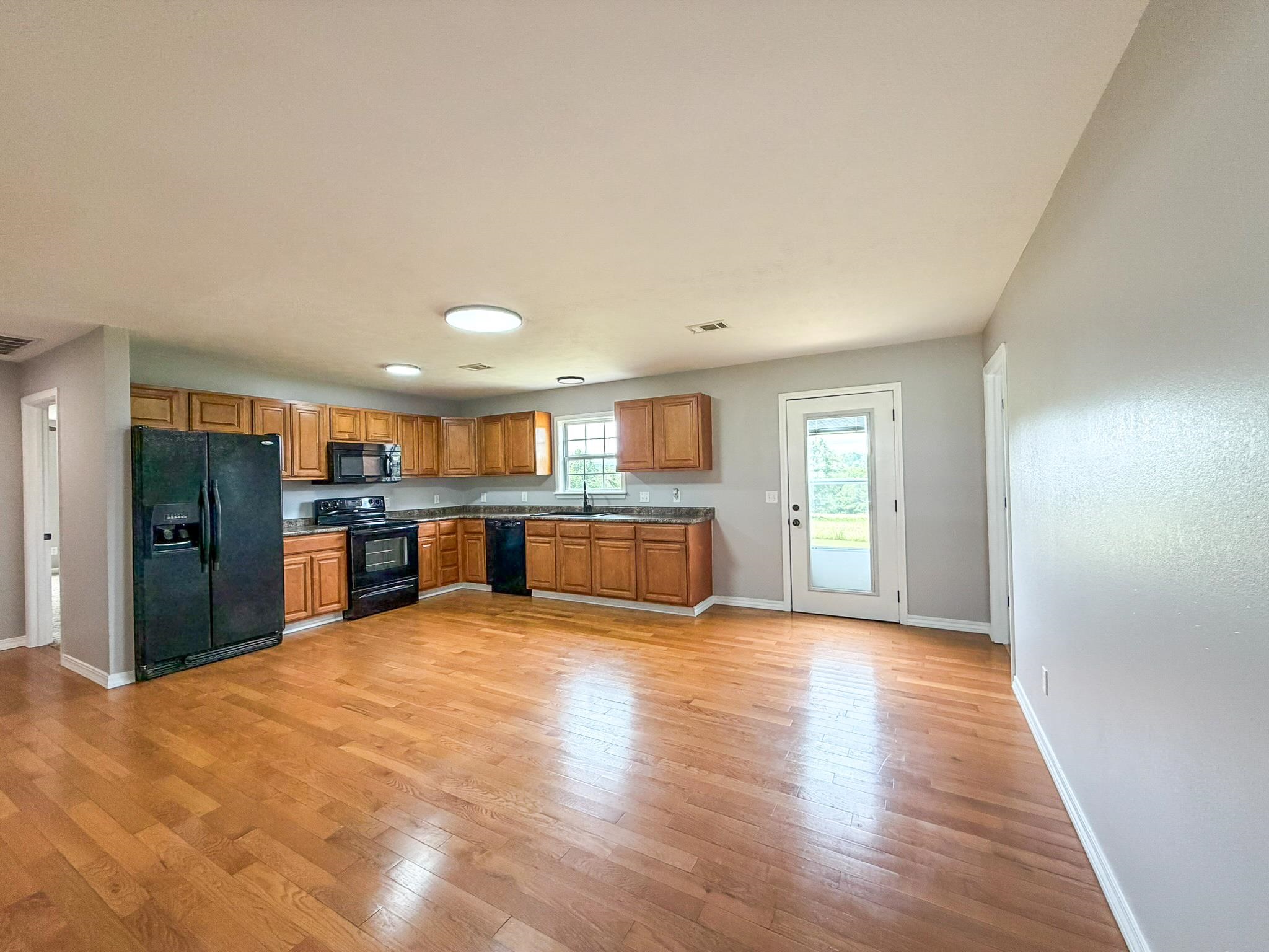WINDSONG ACRES - Residential