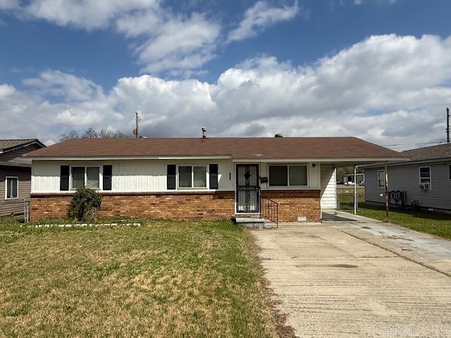 Investment opportunity in North Little Rock. This single-family residence offers a straightforward layout, solid potential for rental, and convenient access to shopping, dining, and major transportation routes. Ideal for investors looking to generate income or add to an existing portfolio.  5006 N Woodland Dr is also available. Properties may be purchased individually or as part of a package portfolio sale with multiple properties.