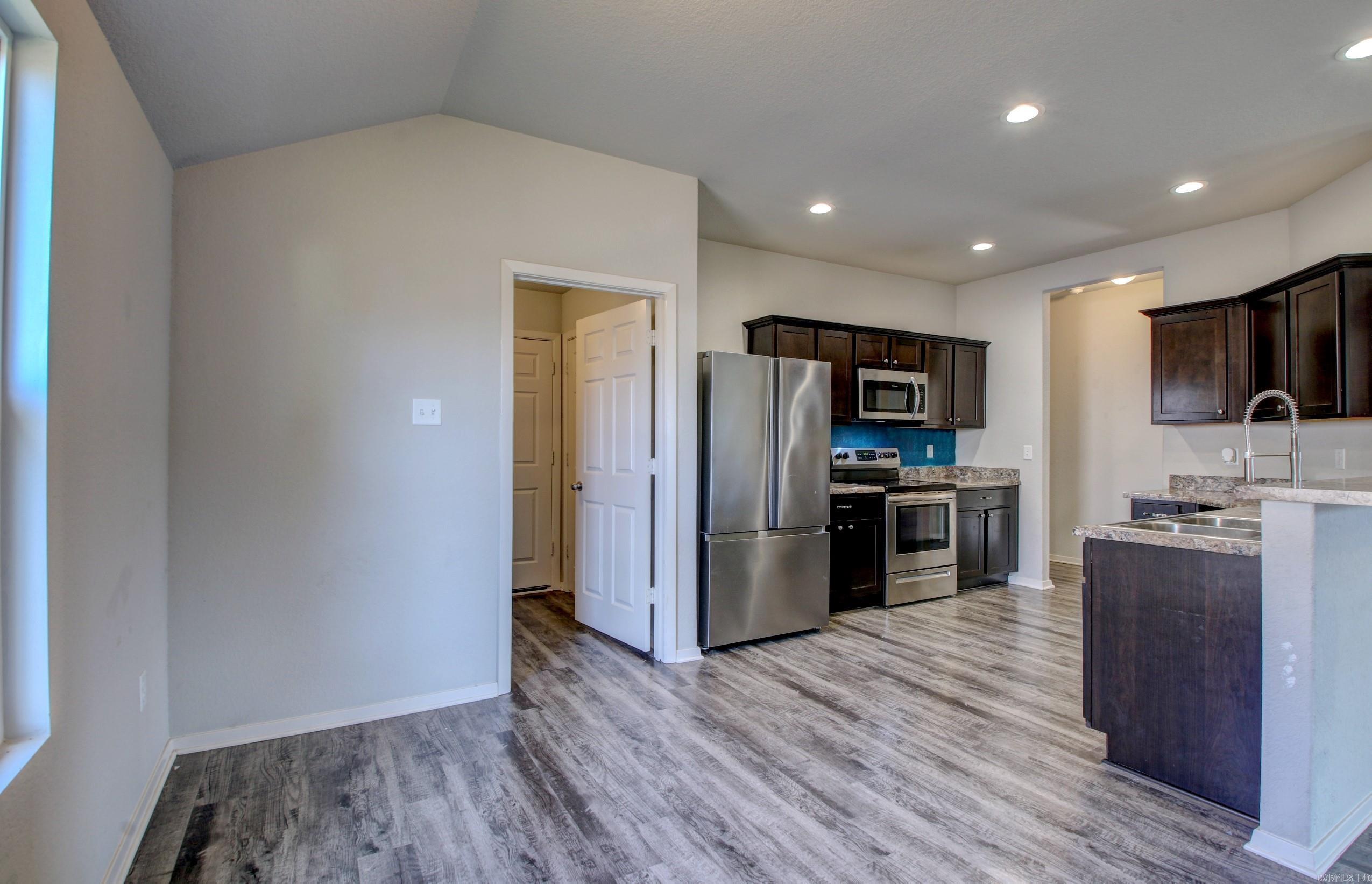 TERRACE MEADOWS - Residential