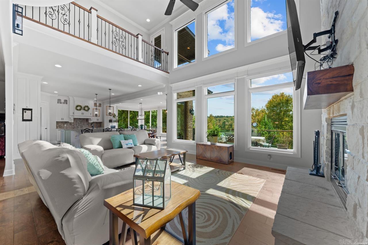 Red Oak Ridge - Residential