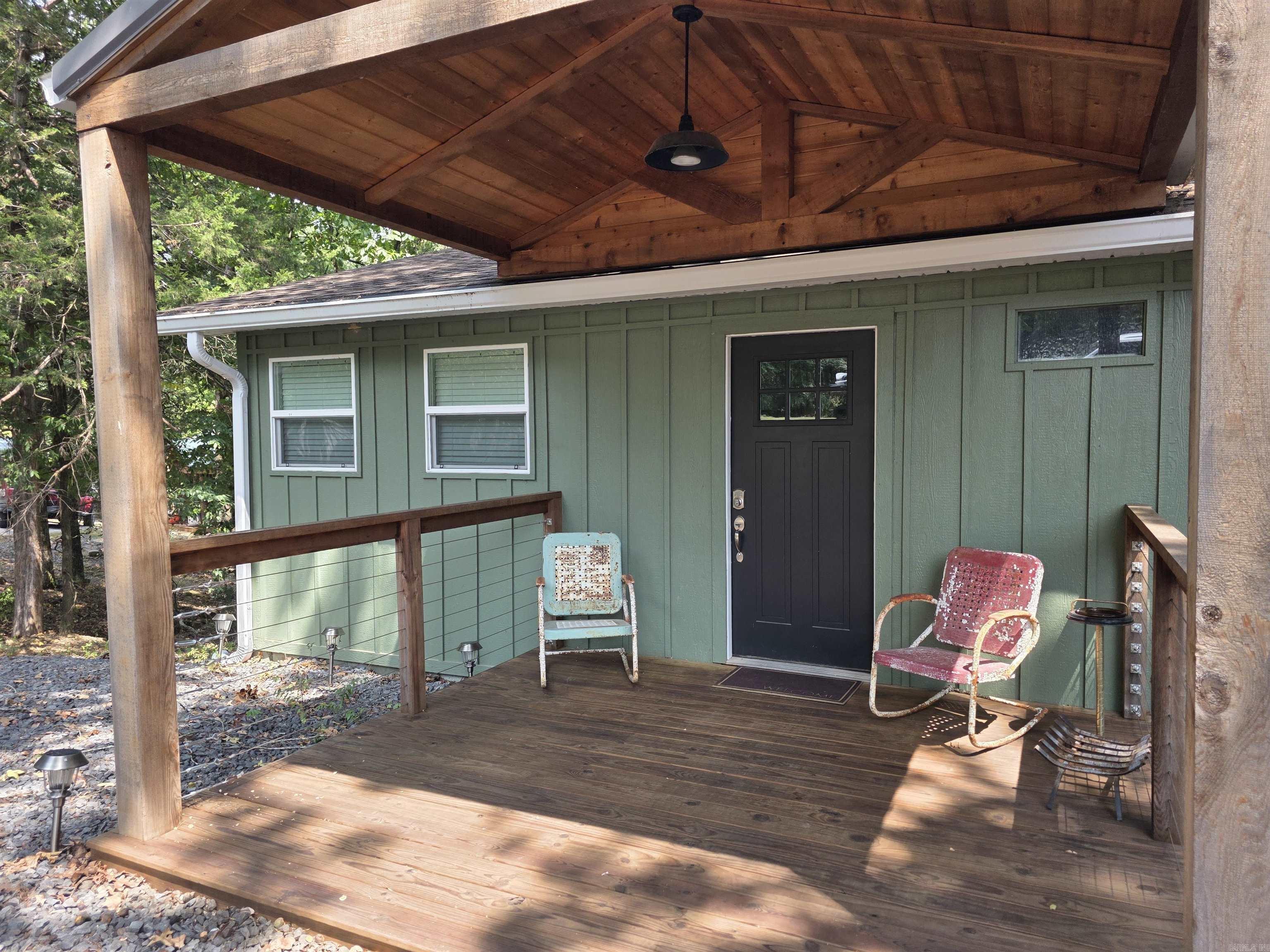 TWIN COVE ESTATES - LAKE - Residential