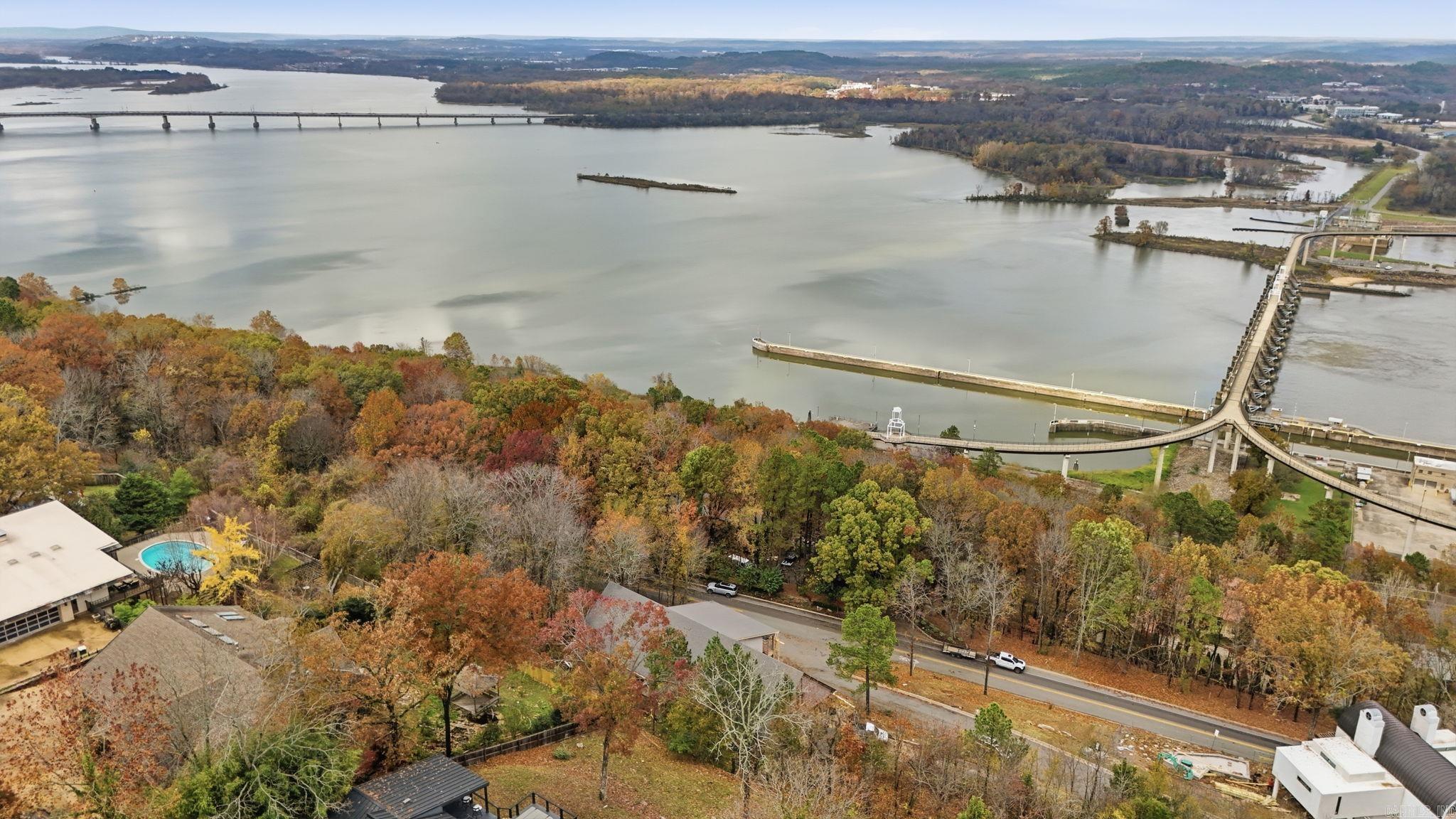 Overlook Park - Land