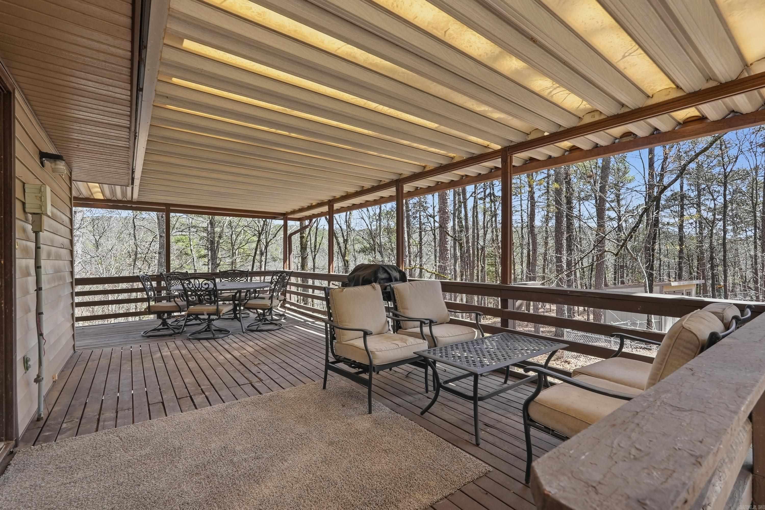 CHELSEA GLADE - Residential