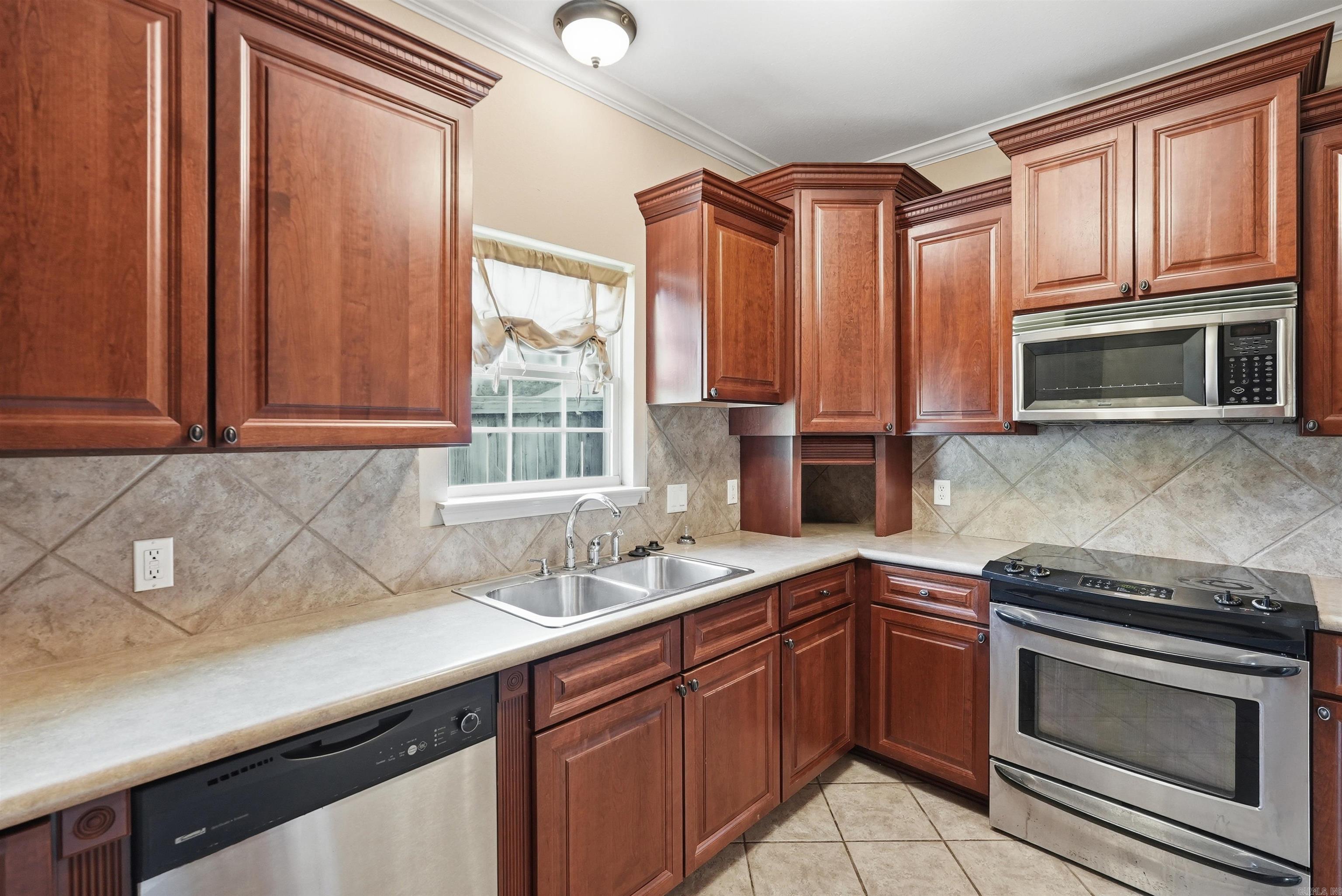 SILVER SPRINGS PH II - Residential