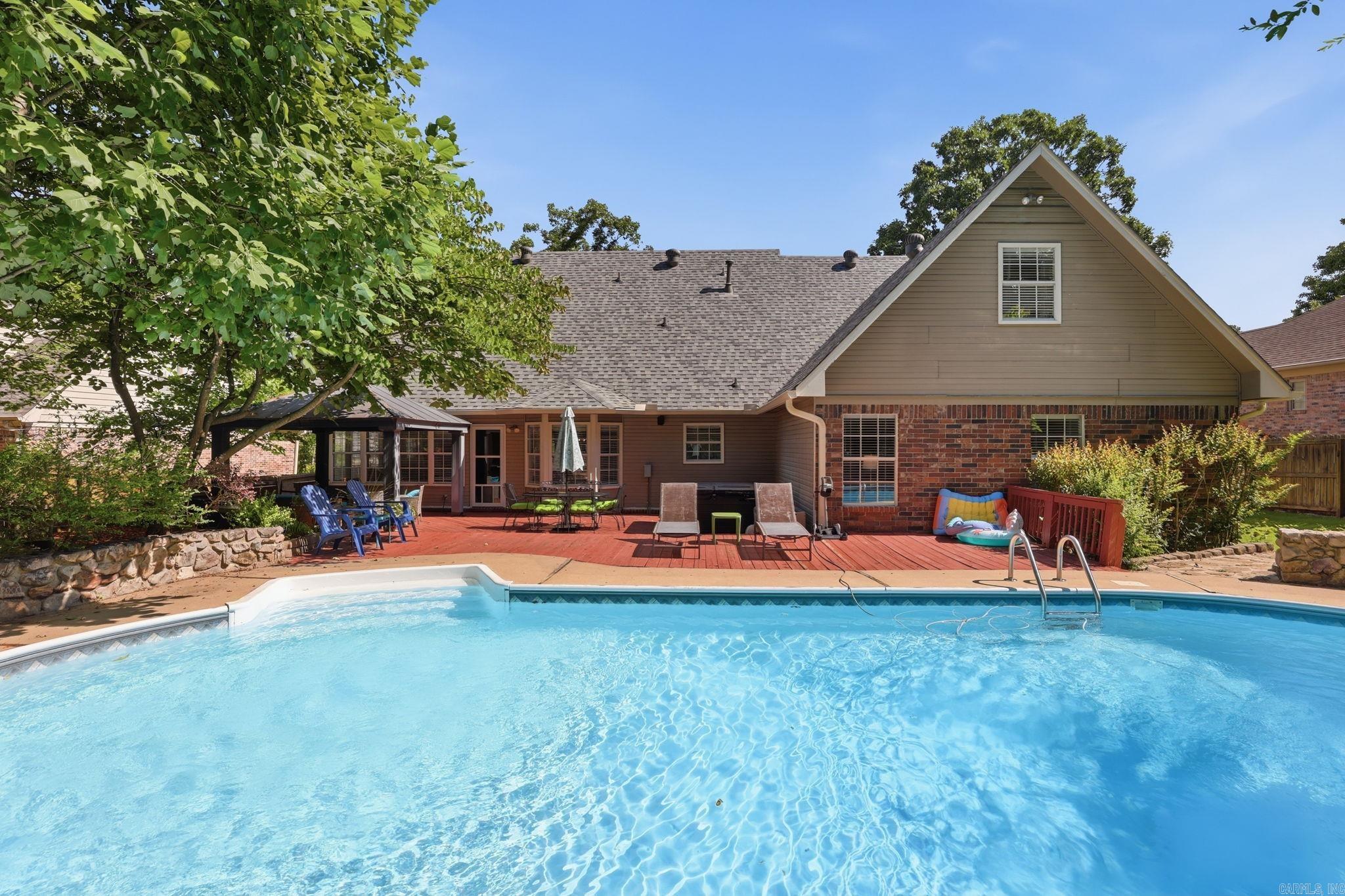 LONGLEA MANOR ADDN - Residential