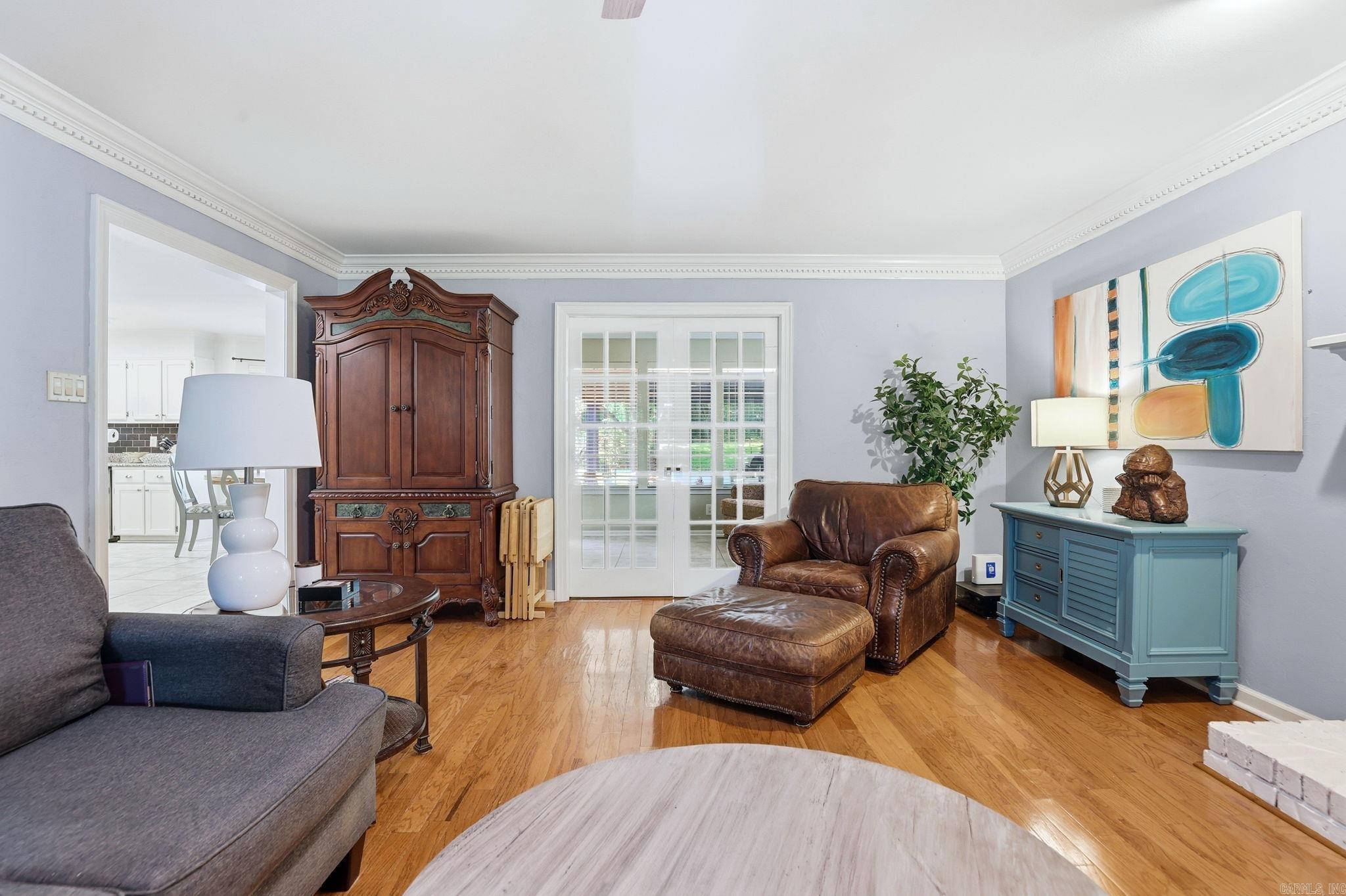 LONGLEA MANOR ADDN - Residential