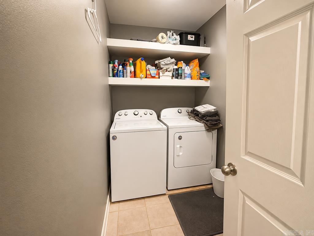 FAIR OAKS - Residential