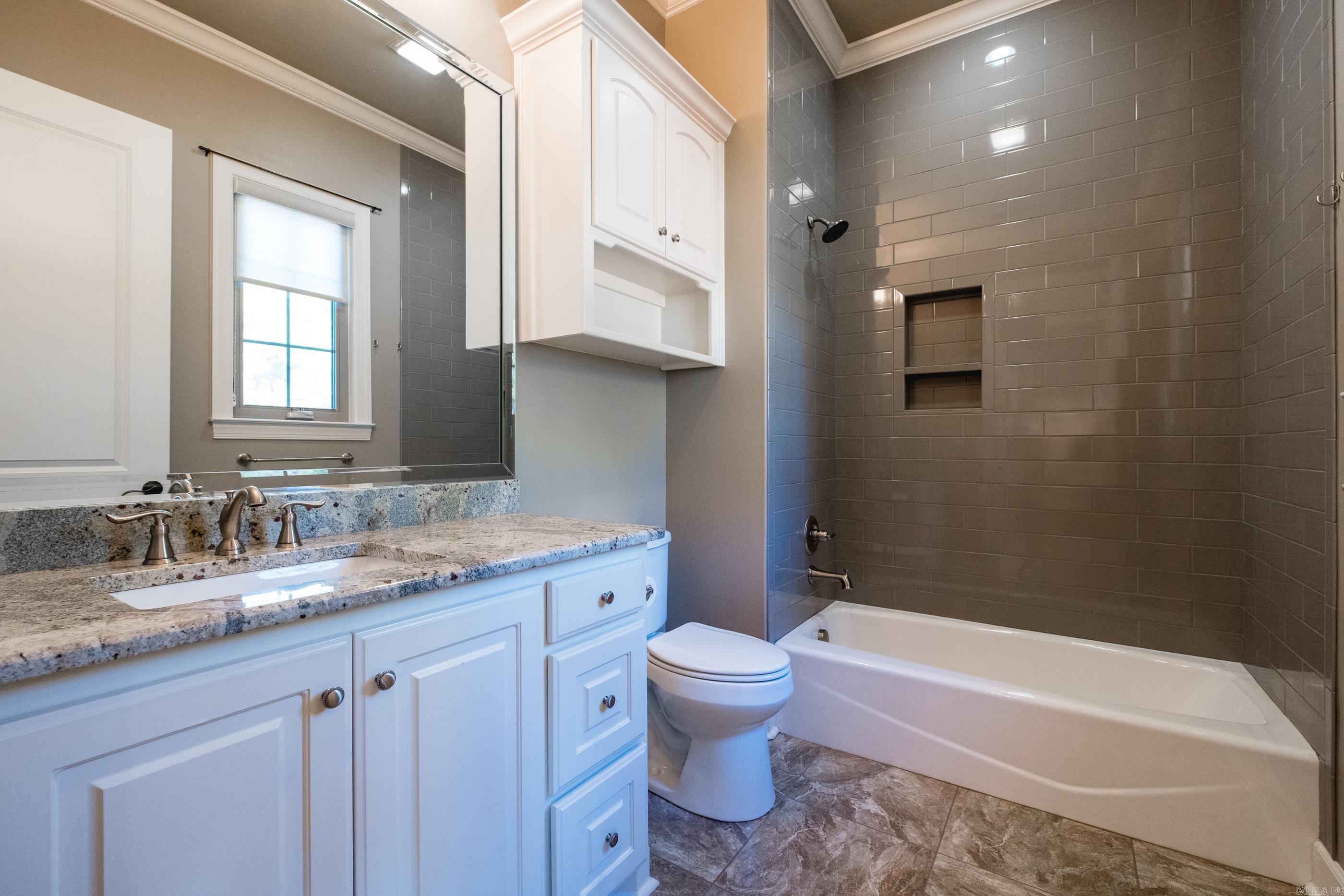 CHENAL VALLEY "MIRAMAR PLACE" - Residential