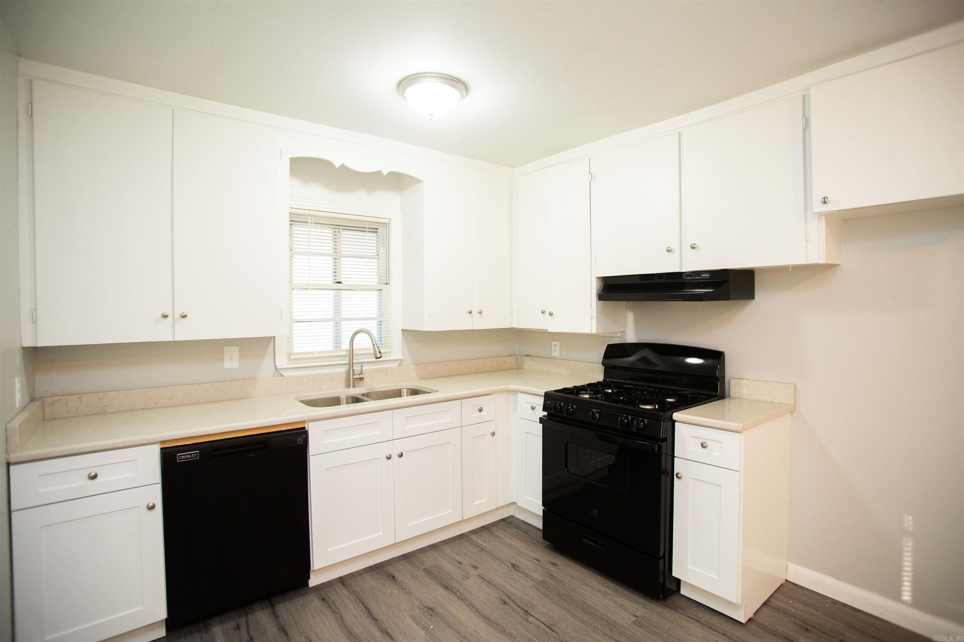 PARKDALE - Residential