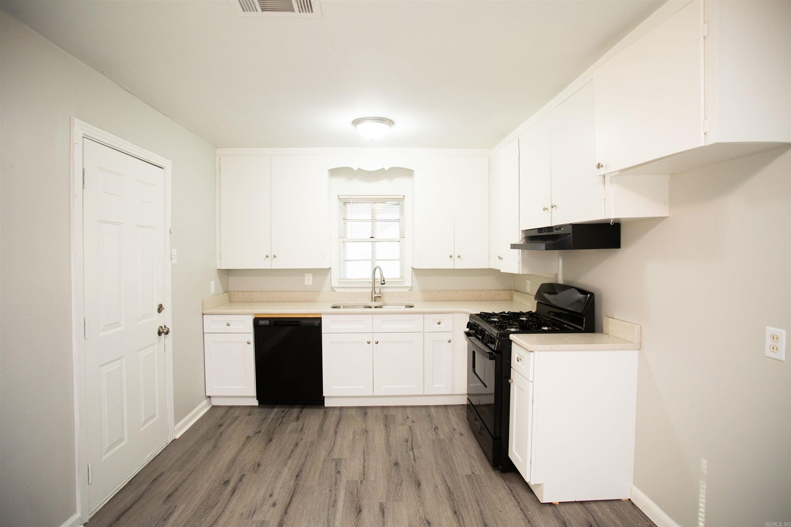 PARKDALE - Residential