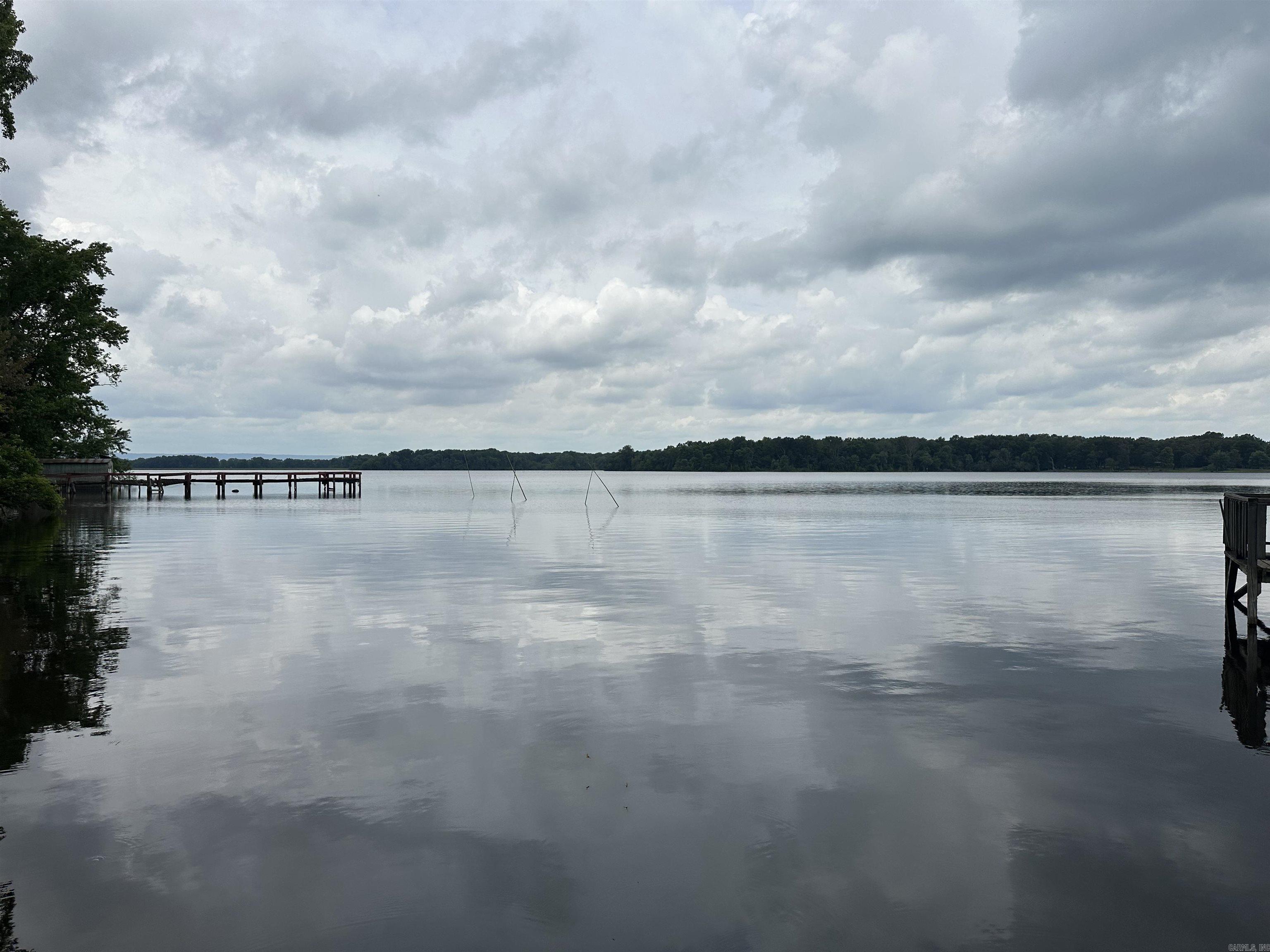 OVERCUP LAKE RESORT - Residential