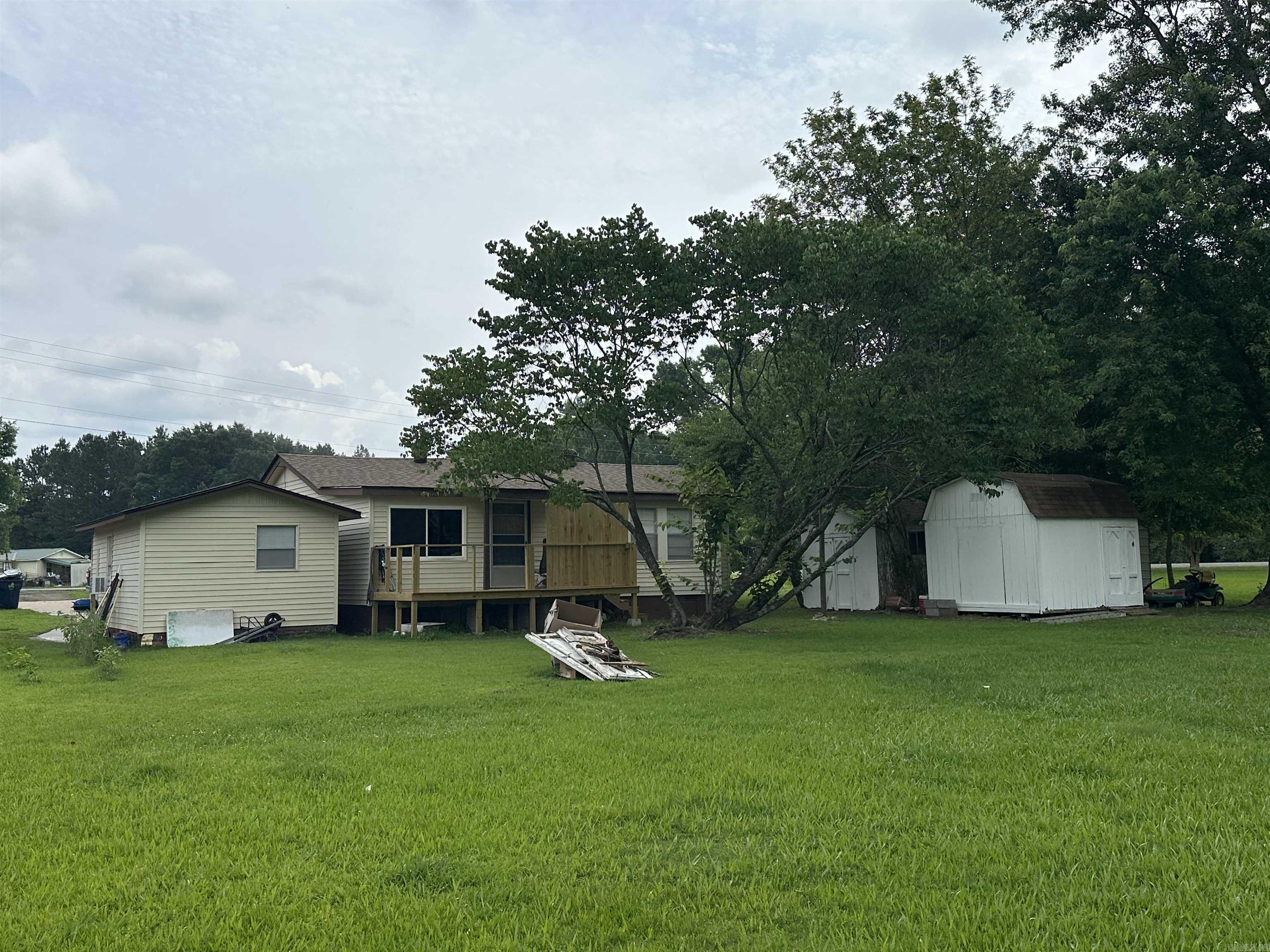 OVERCUP LAKE RESORT - Residential
