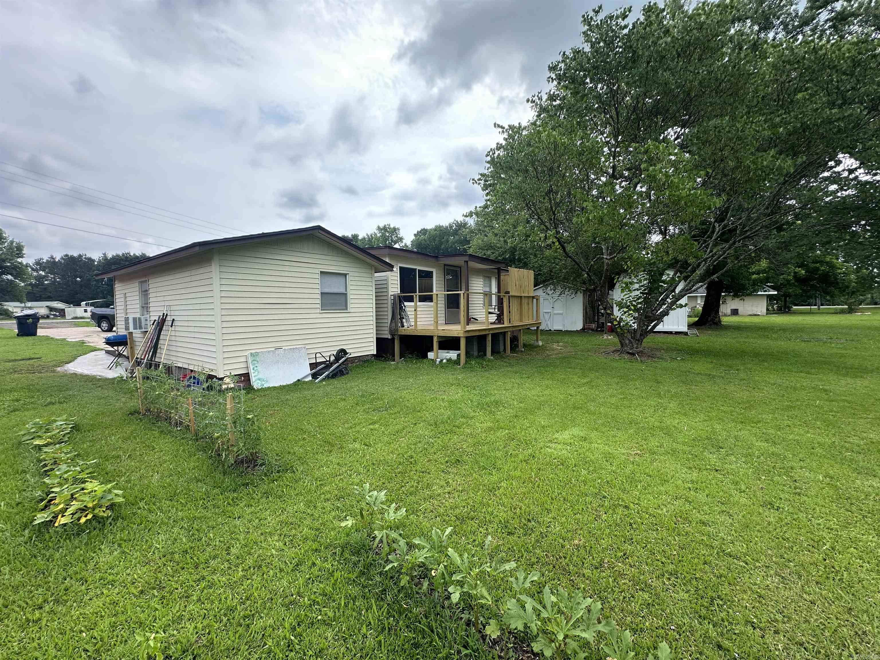 OVERCUP LAKE RESORT - Residential