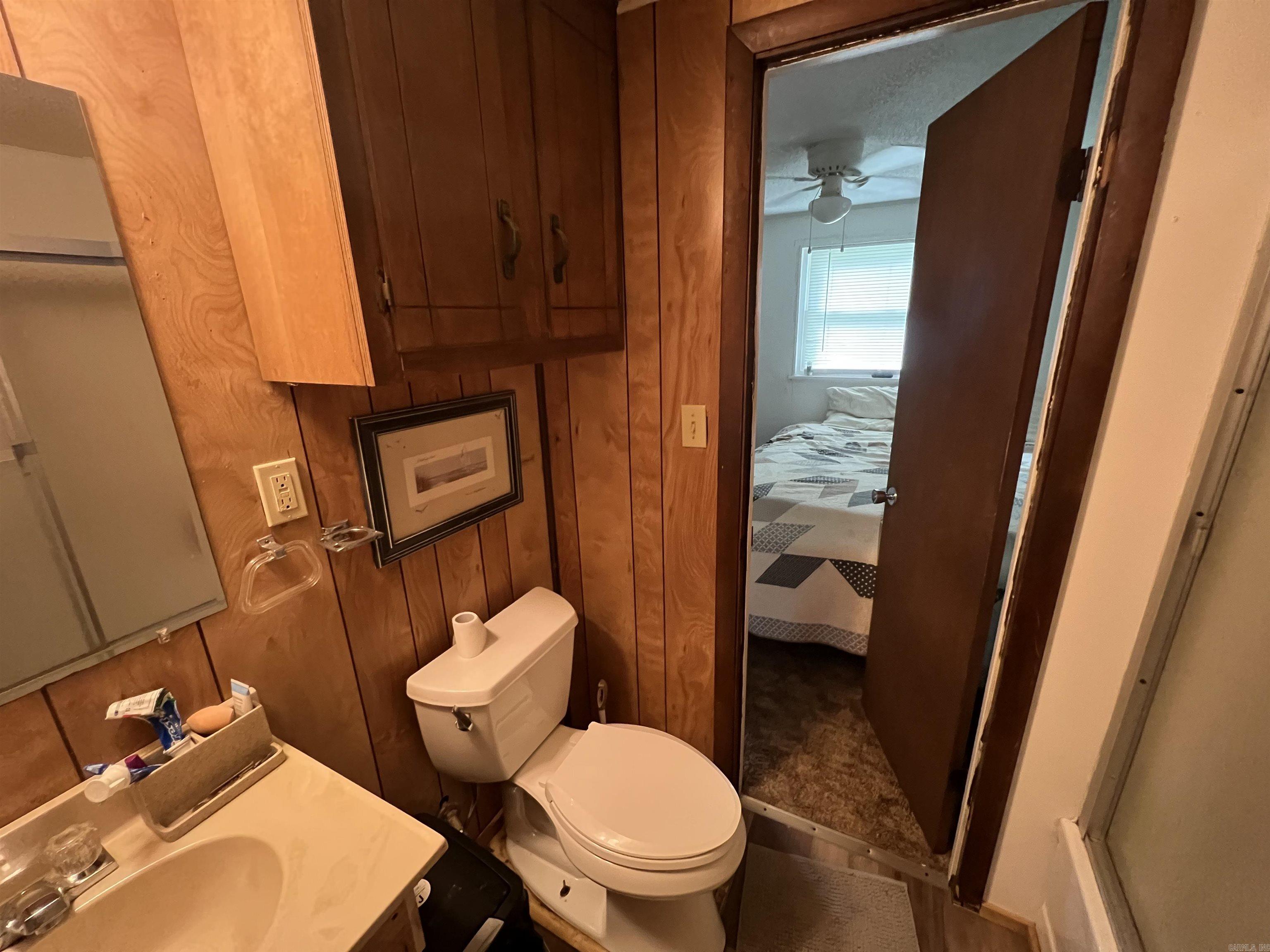 OVERCUP LAKE RESORT - Residential