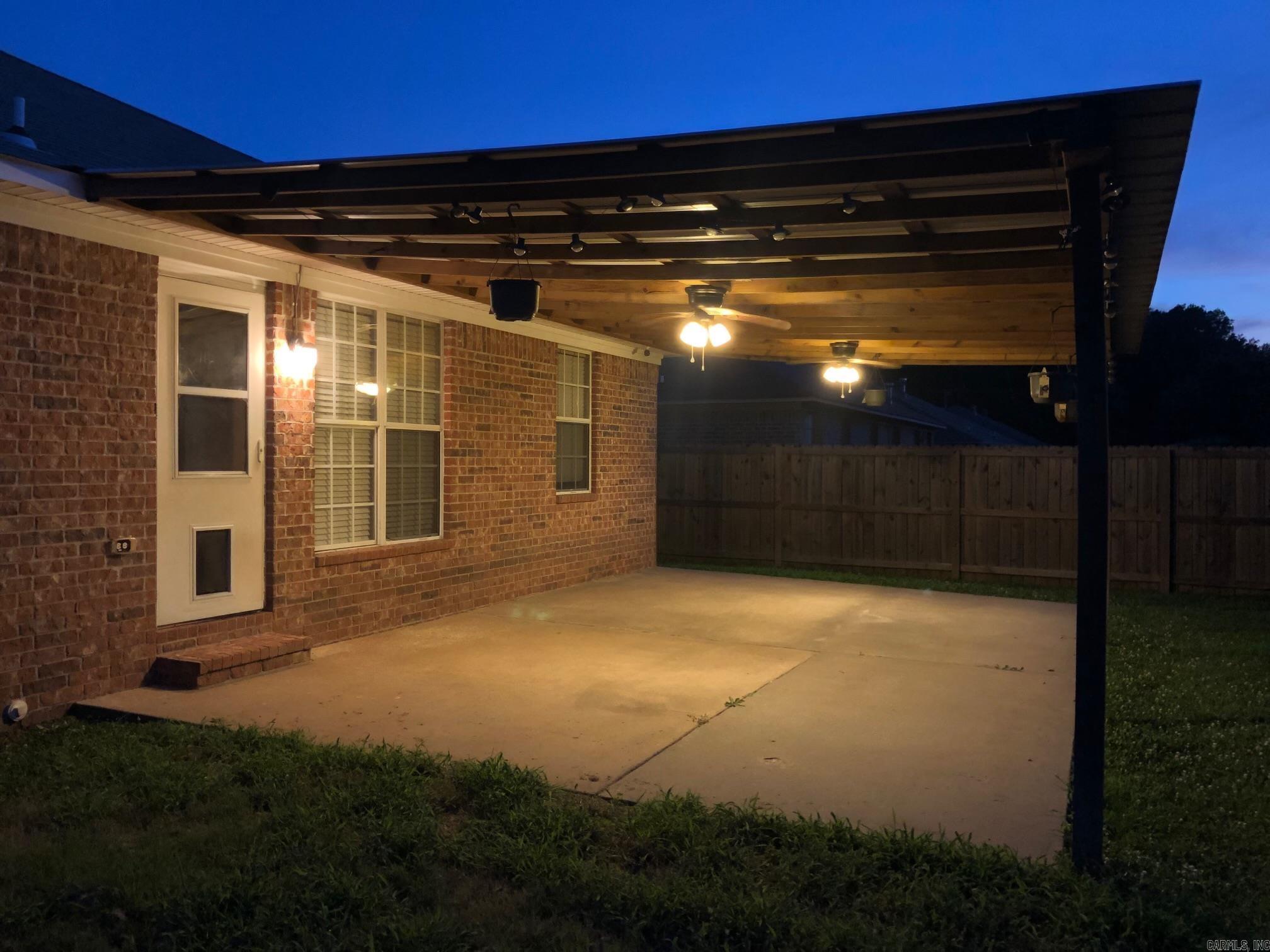Justins Place - Residential Lease