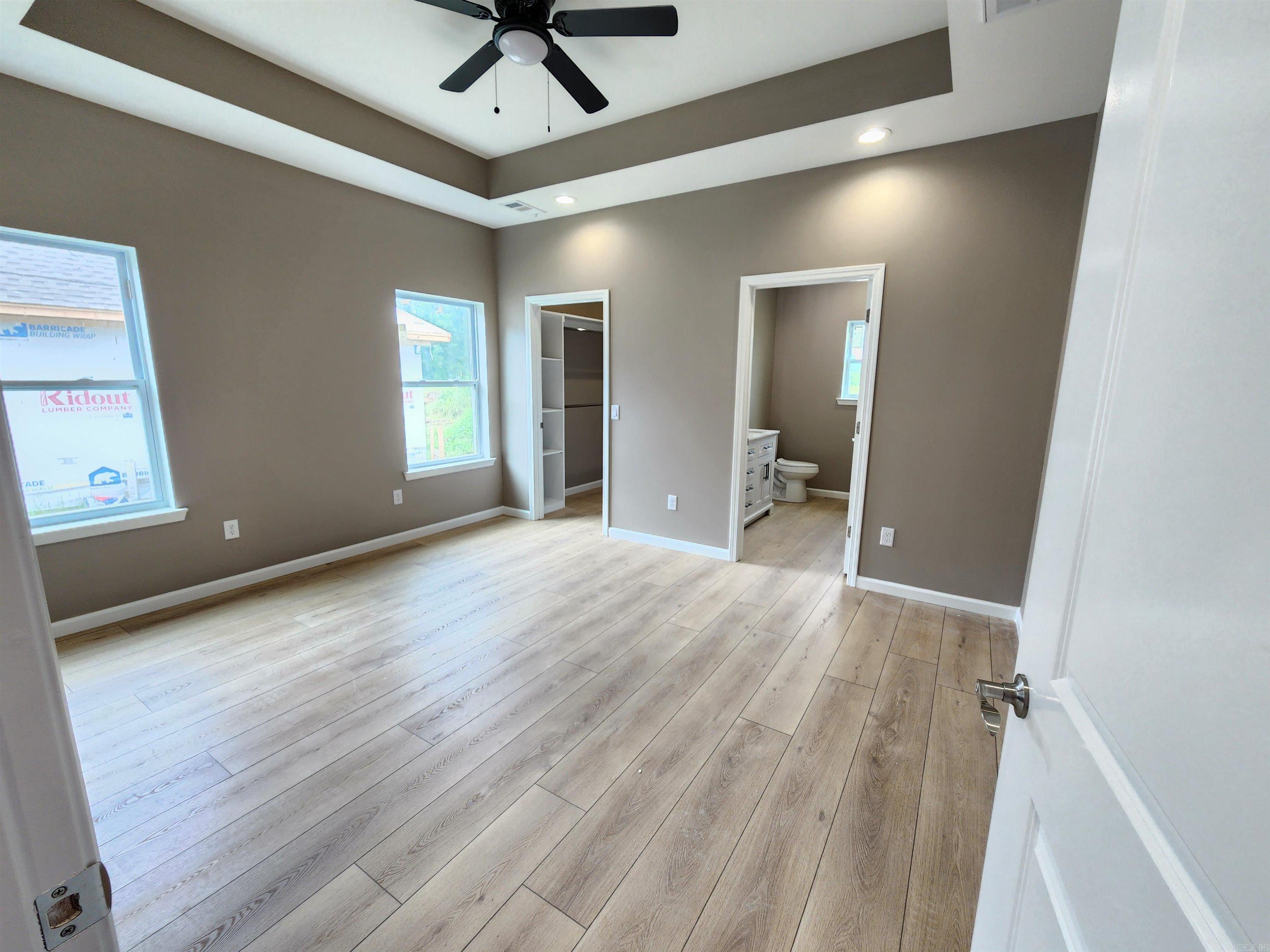 BAKER'S FIELD - Residential