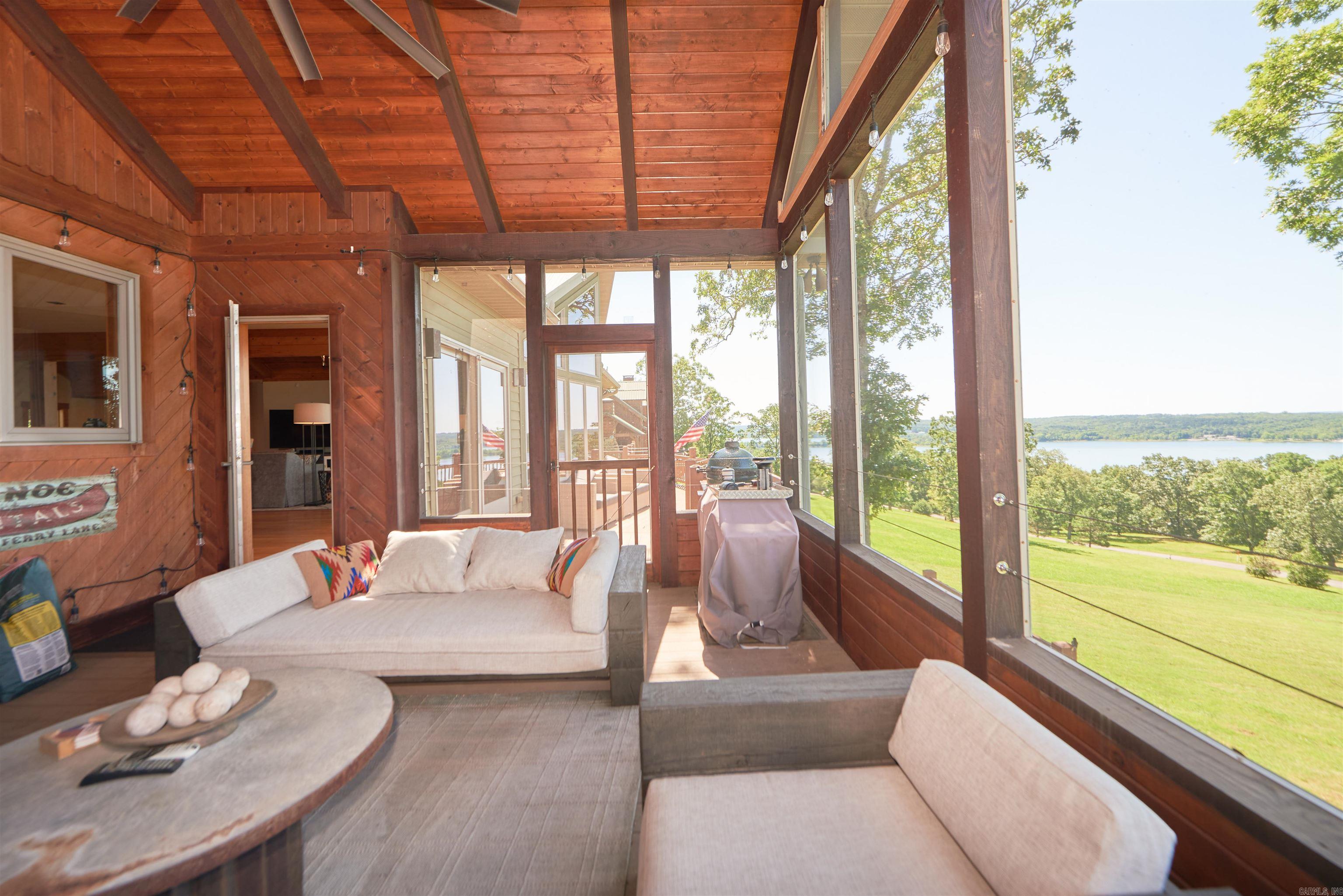 GRAND VIEW ESTATES - Residential