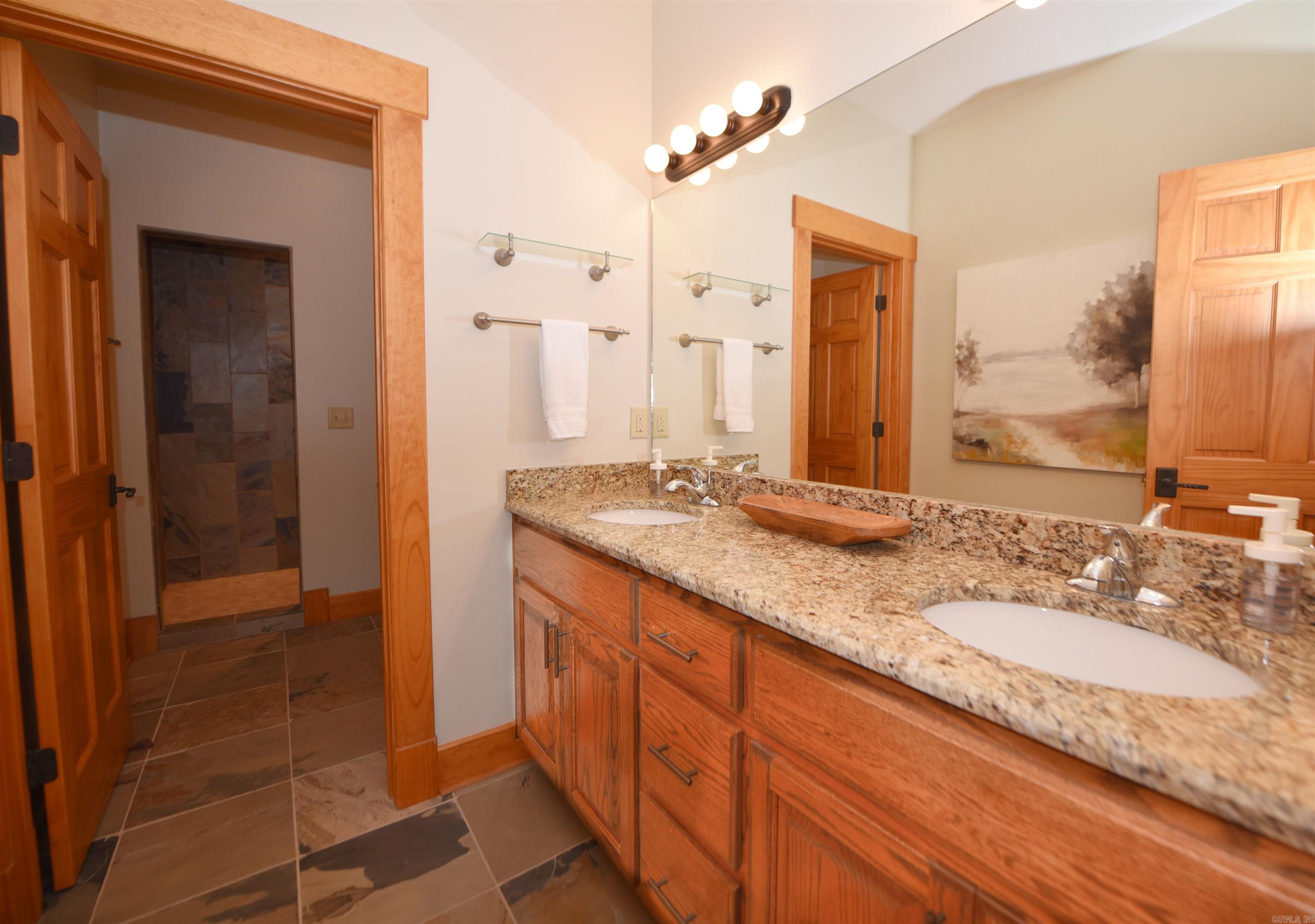 GRAND VIEW ESTATES - Residential