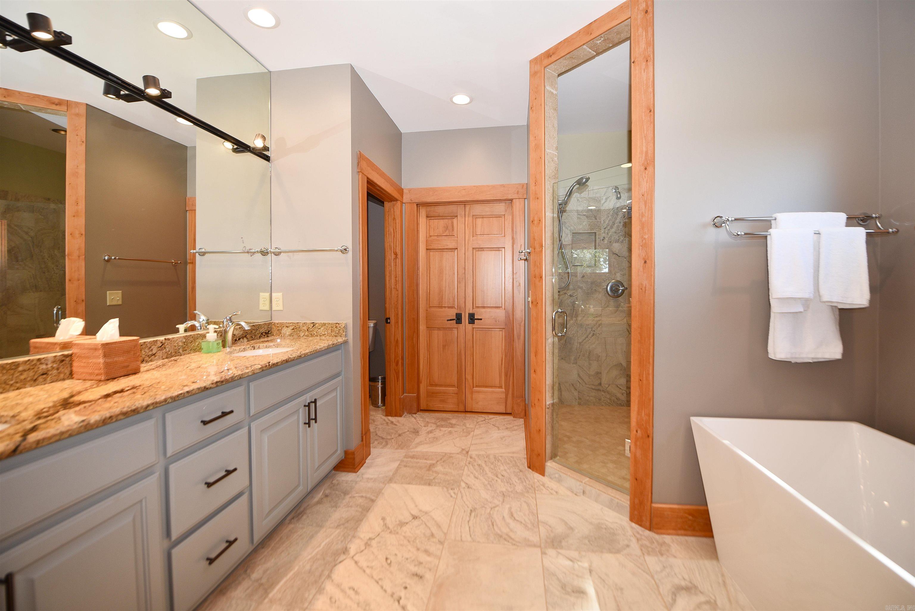 GRAND VIEW ESTATES - Residential