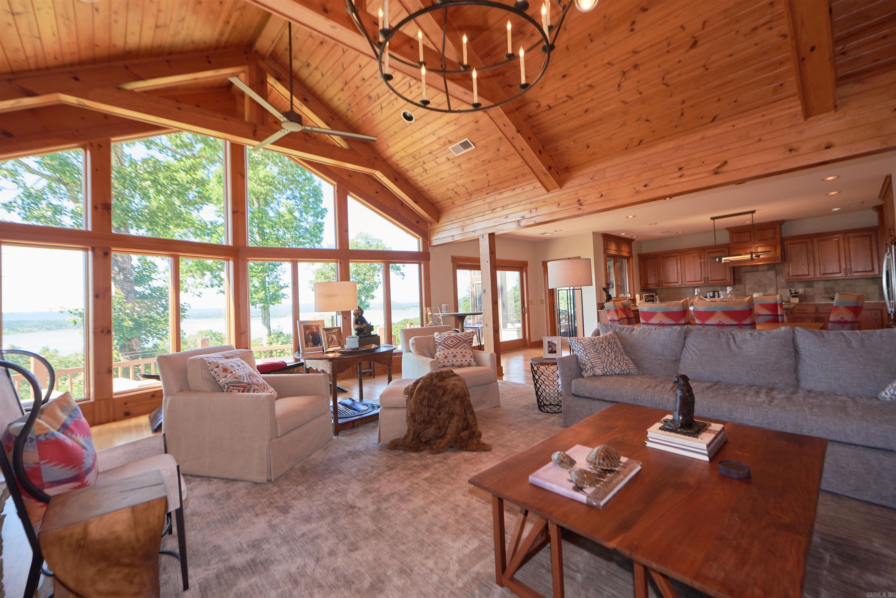 GRAND VIEW ESTATES - Residential