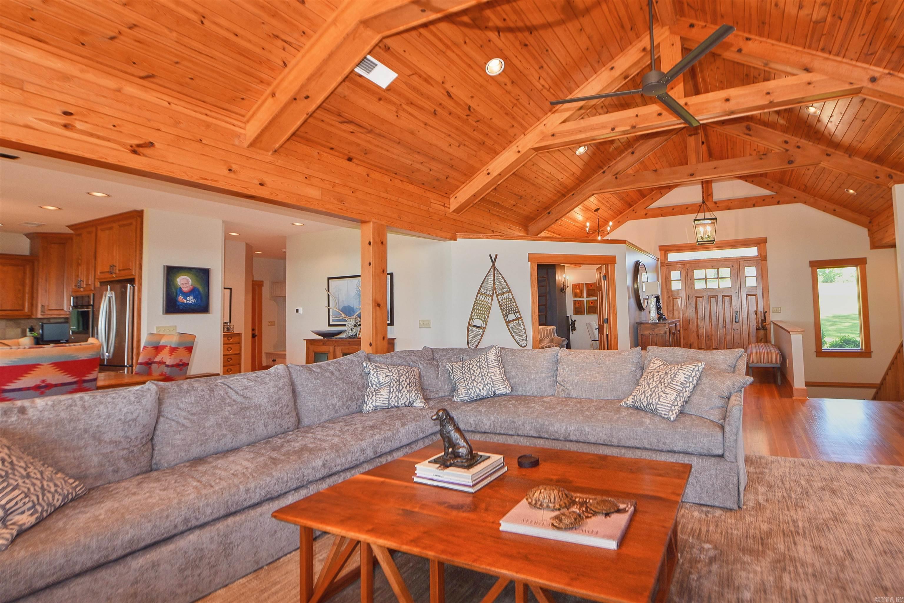 GRAND VIEW ESTATES - Residential