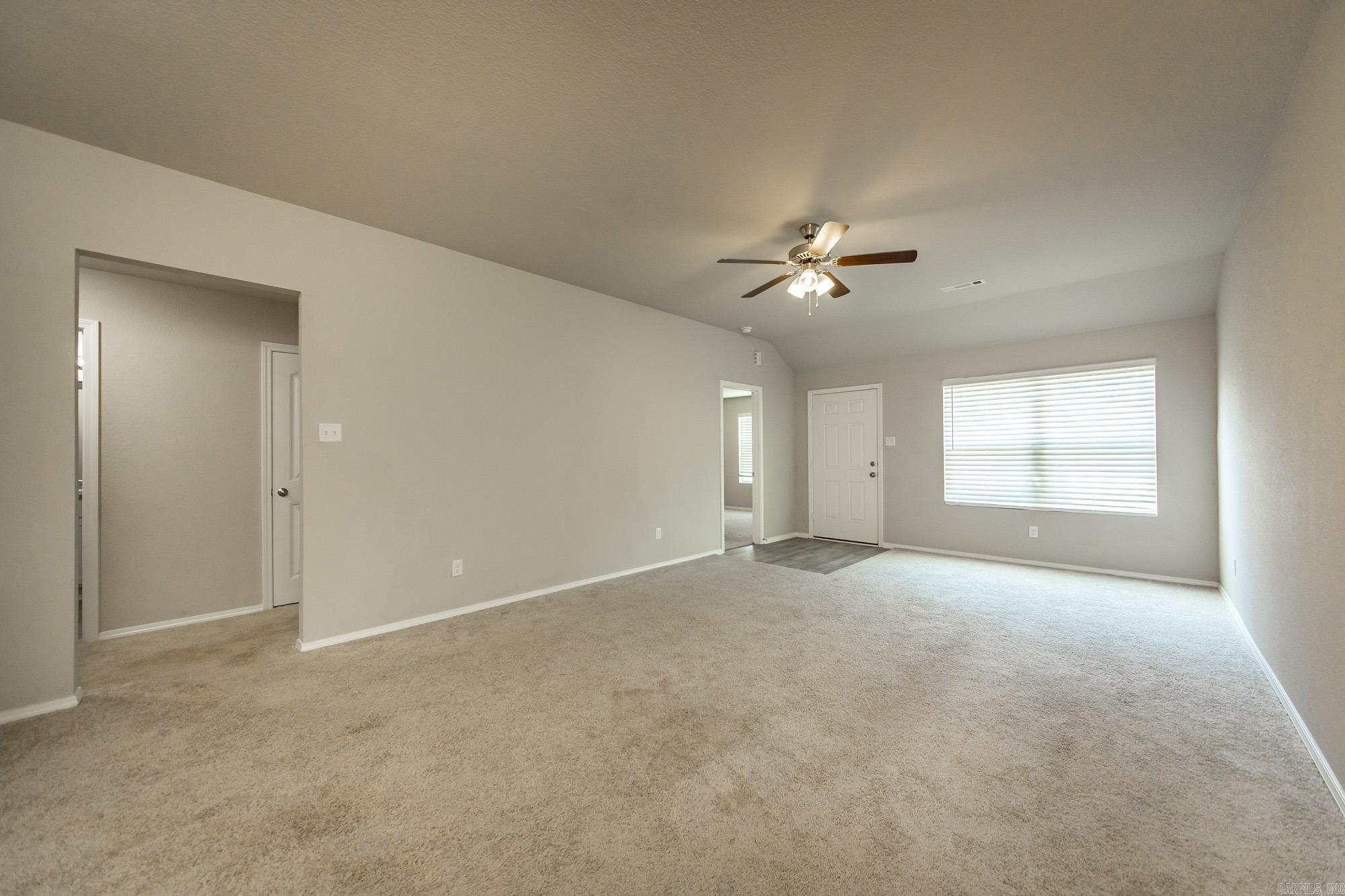 OAKLAND GROVE ESTATES - Residential